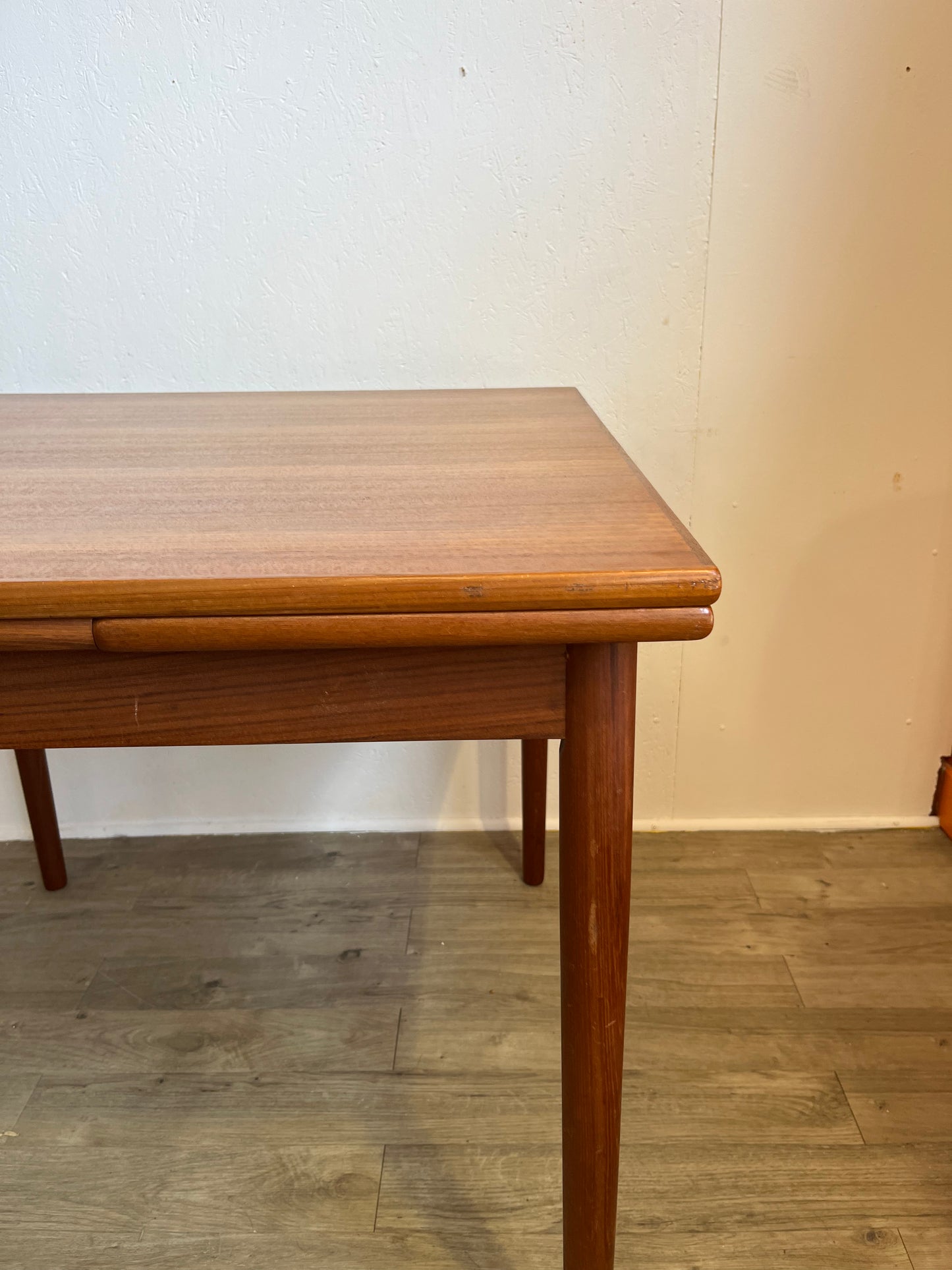Table scandinave en teck 1970