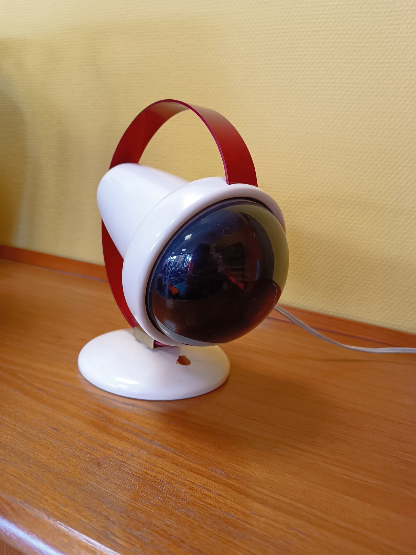 Lampe Space age Charlotte Perriand pour Philips