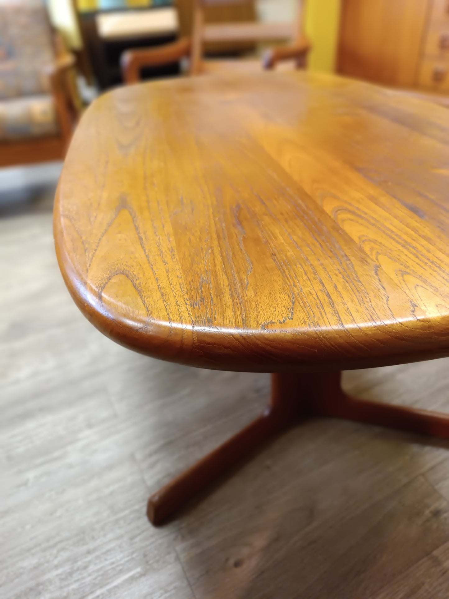 Table basse scandinave en teck massif années 70's