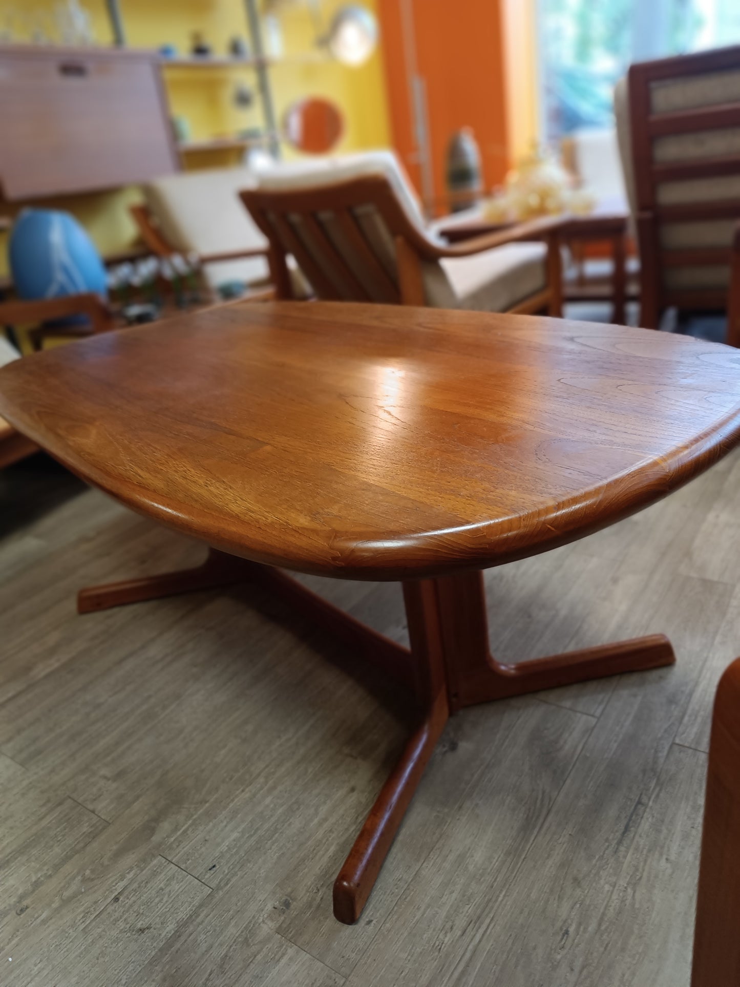 Table basse scandinave en teck massif années 70's