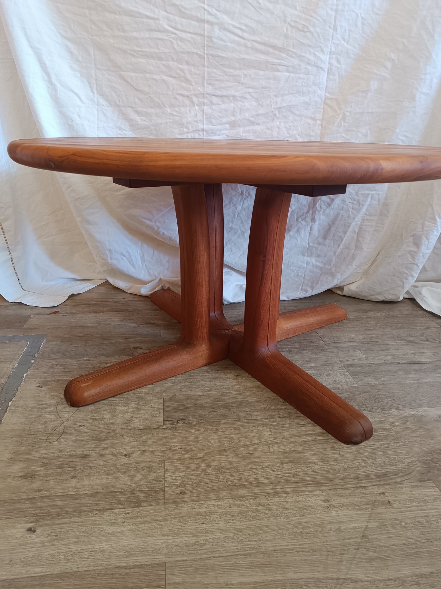 Table basse scandinave en teck massif