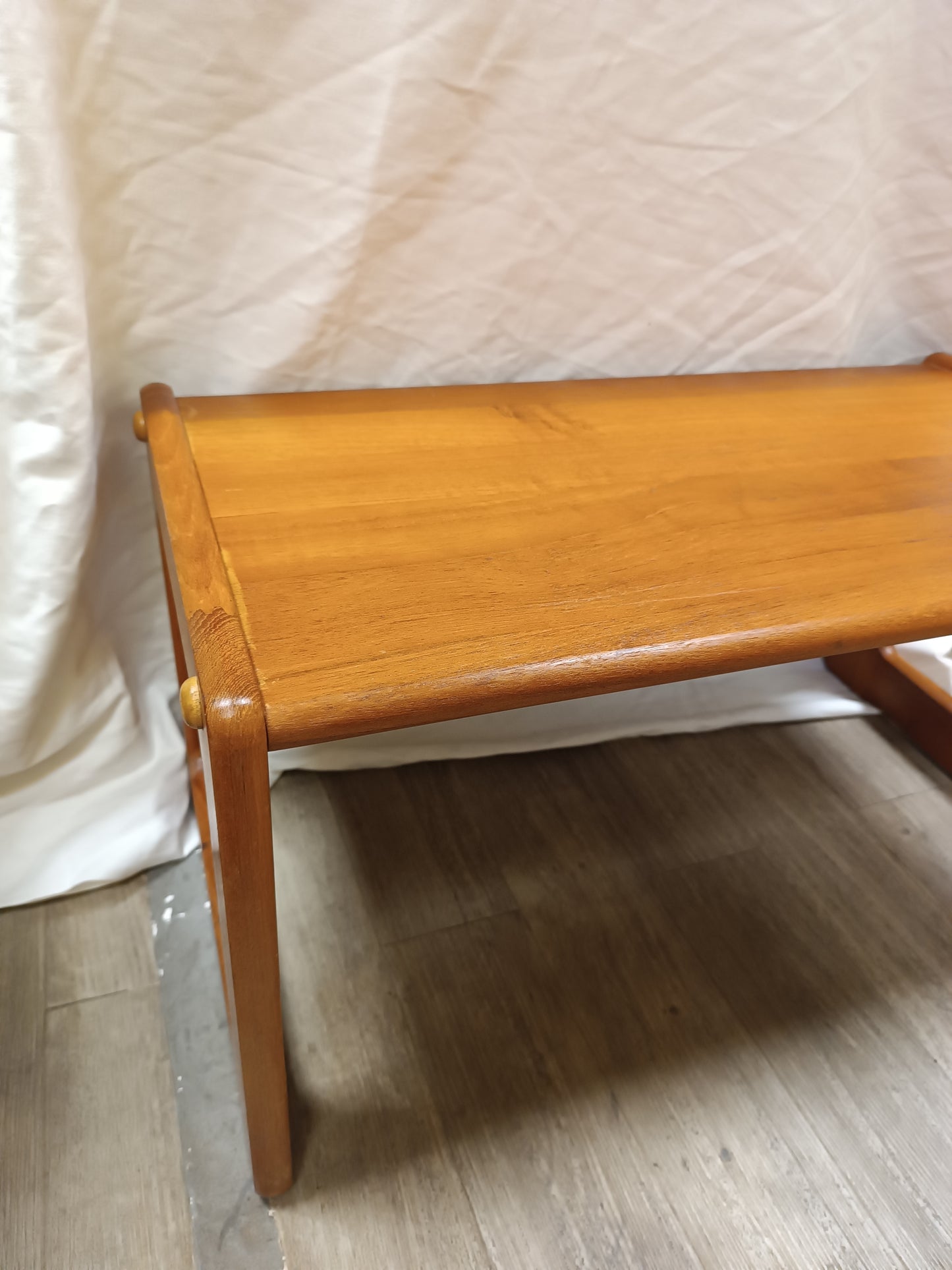 Sellette scandinave en teck années 70's