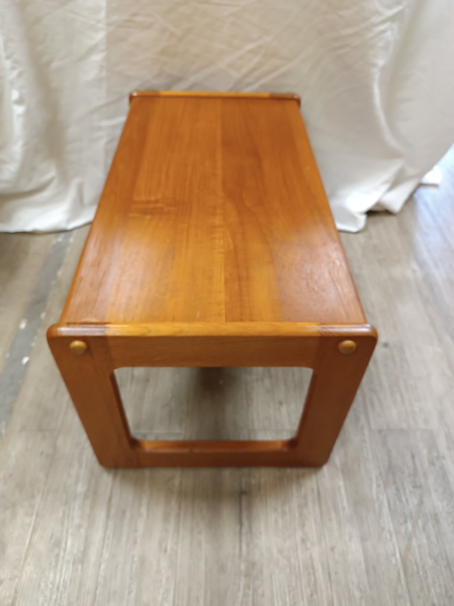 Sellette scandinave en teck années 70's