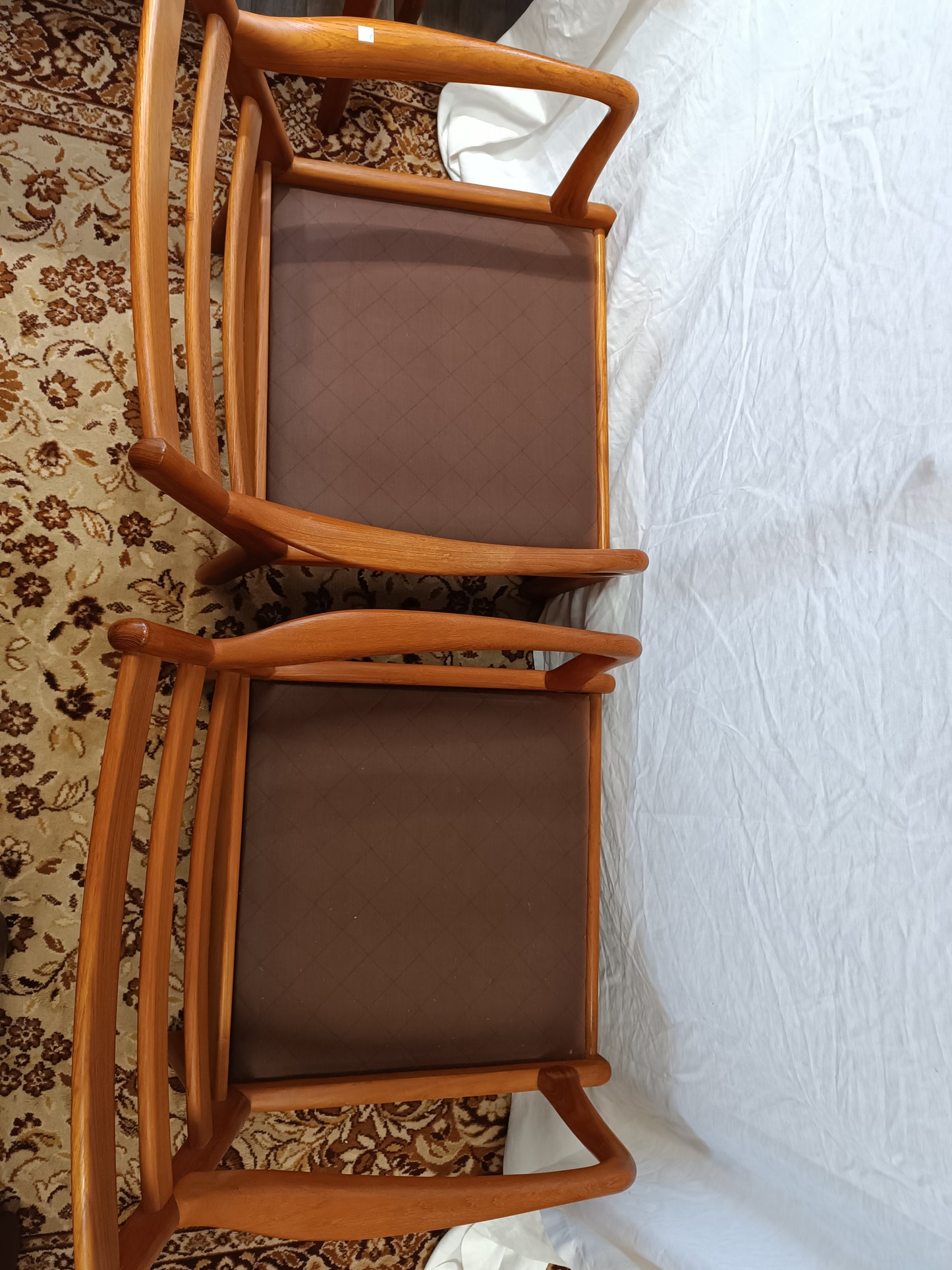 Paire de fauteuils scandinaves en teck massif et cuir Mickaël Laursen