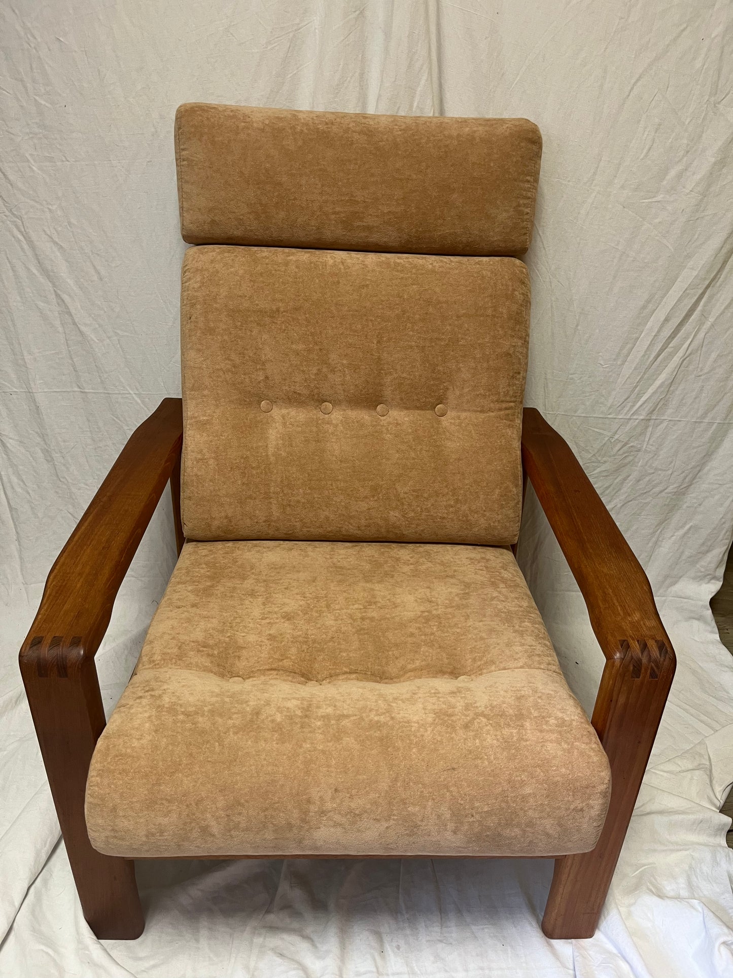 Paire de fauteuils scandinaves teck massif 1970