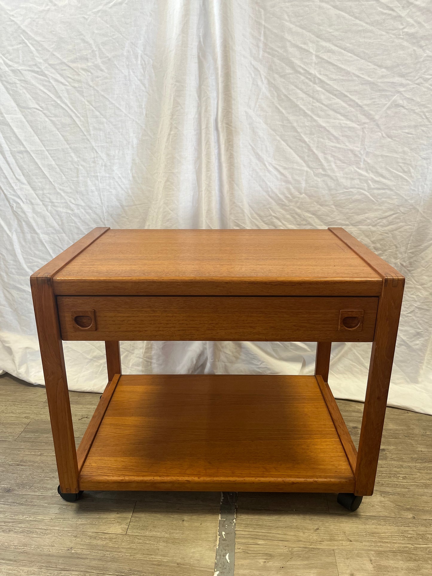 Desserte scandinave en teck 1970