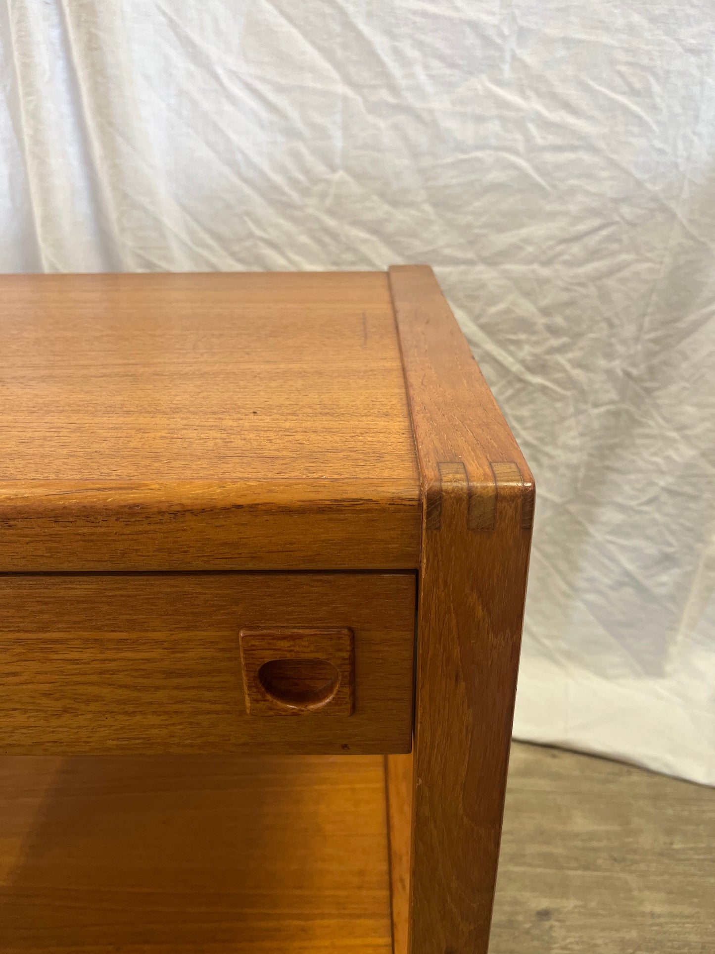 Desserte scandinave en teck 1970