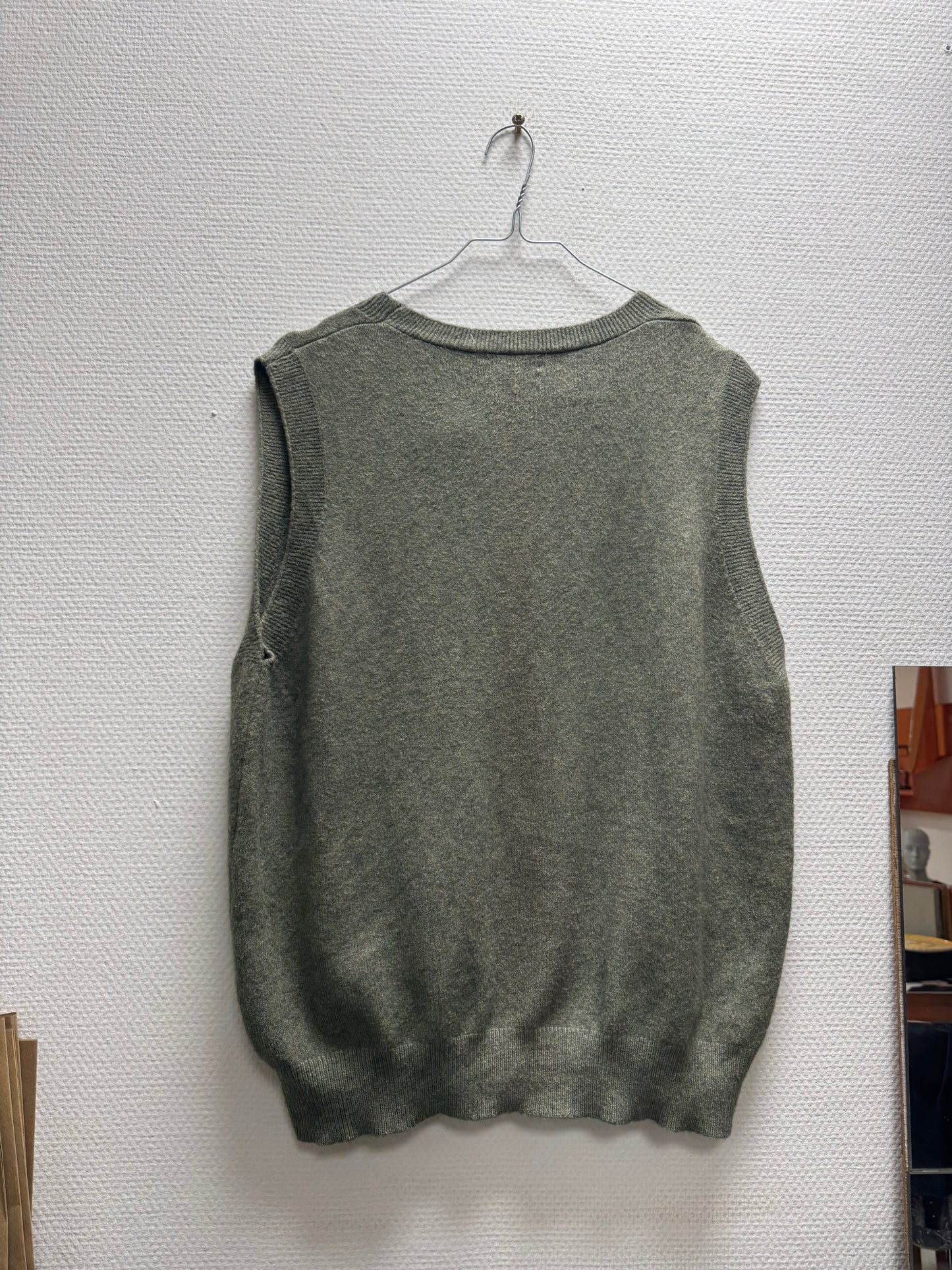 Pull sans manche