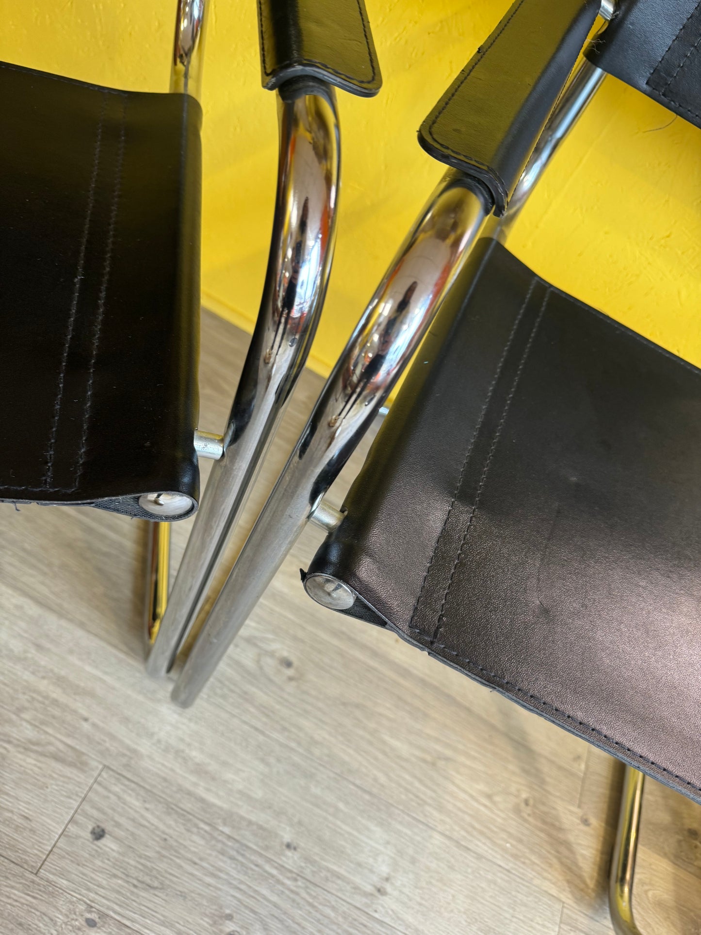 Fauteuils chromée 80s