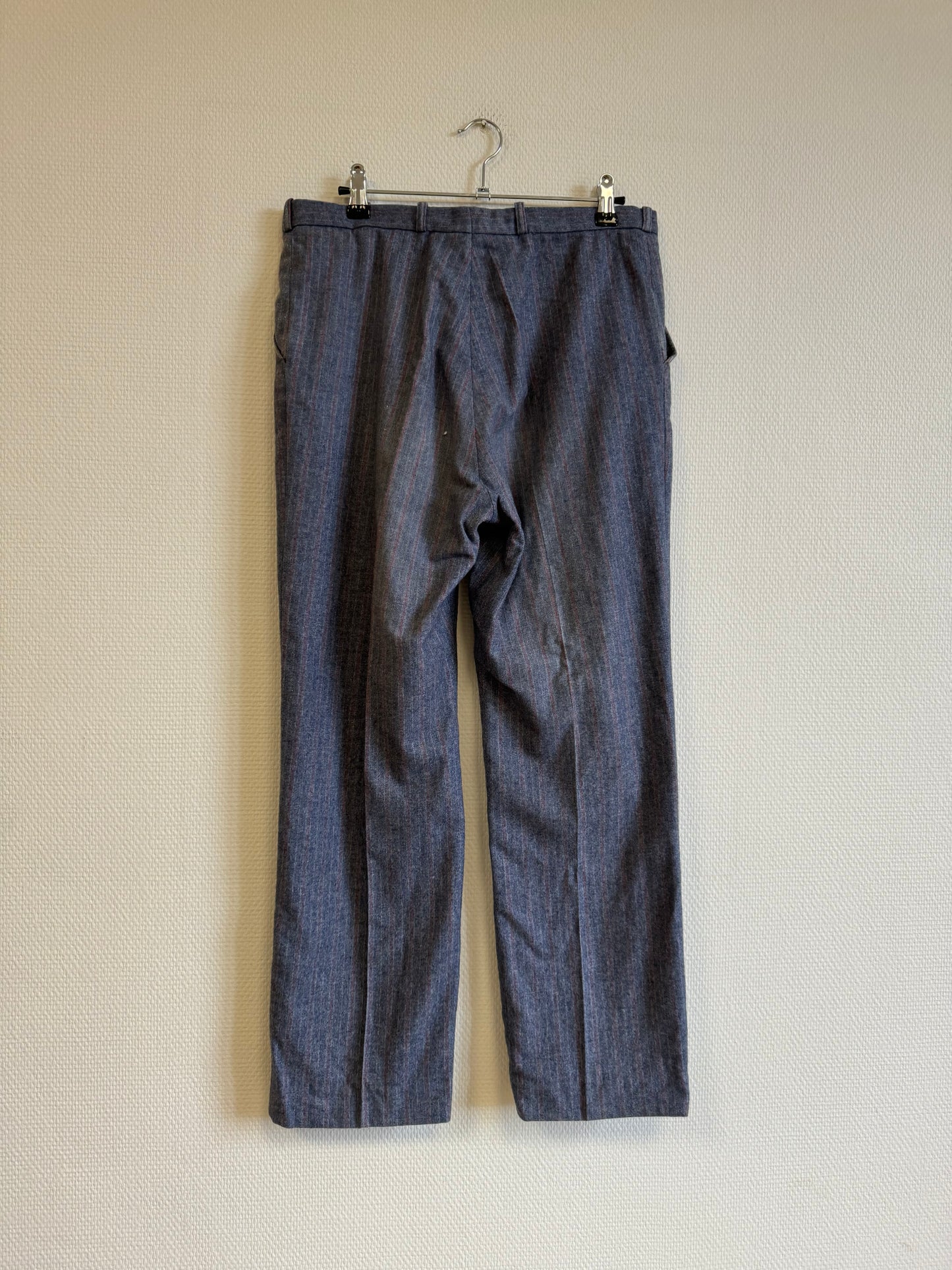 Pantalon à rayure