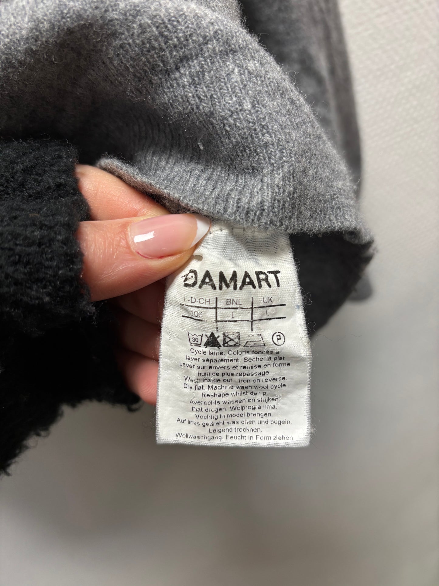 Pull gris
