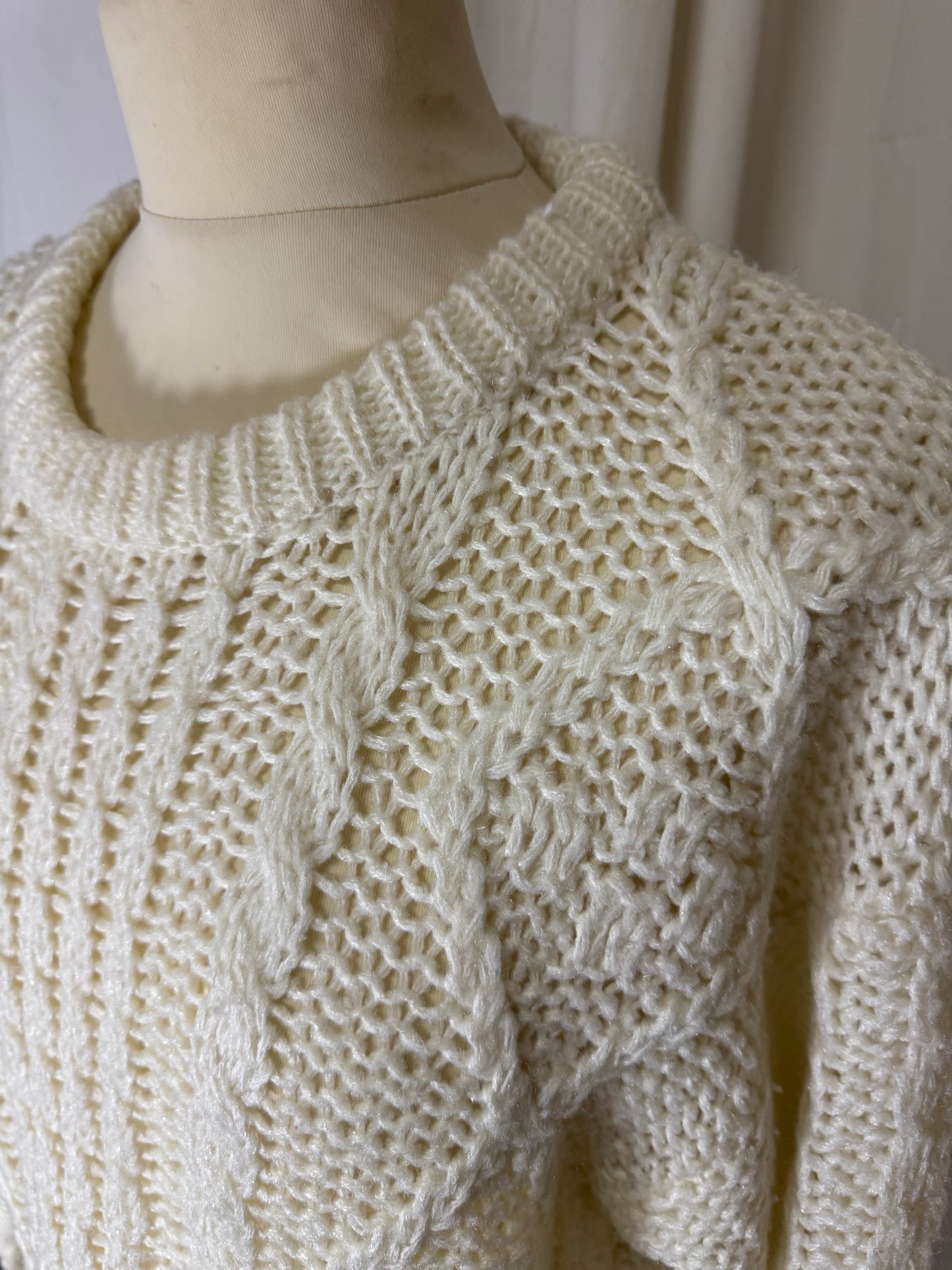 Pull blanc maille ajourée