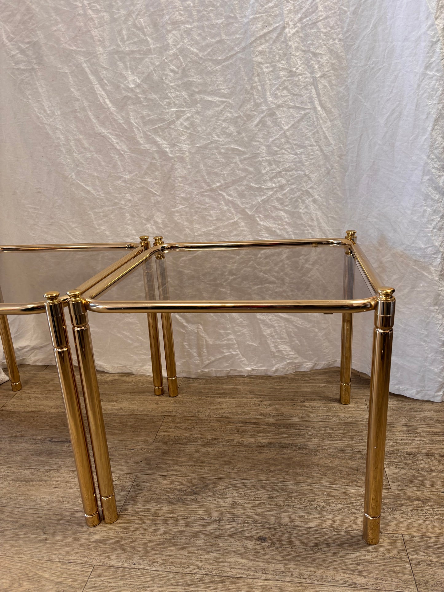 Table d'appoint doré