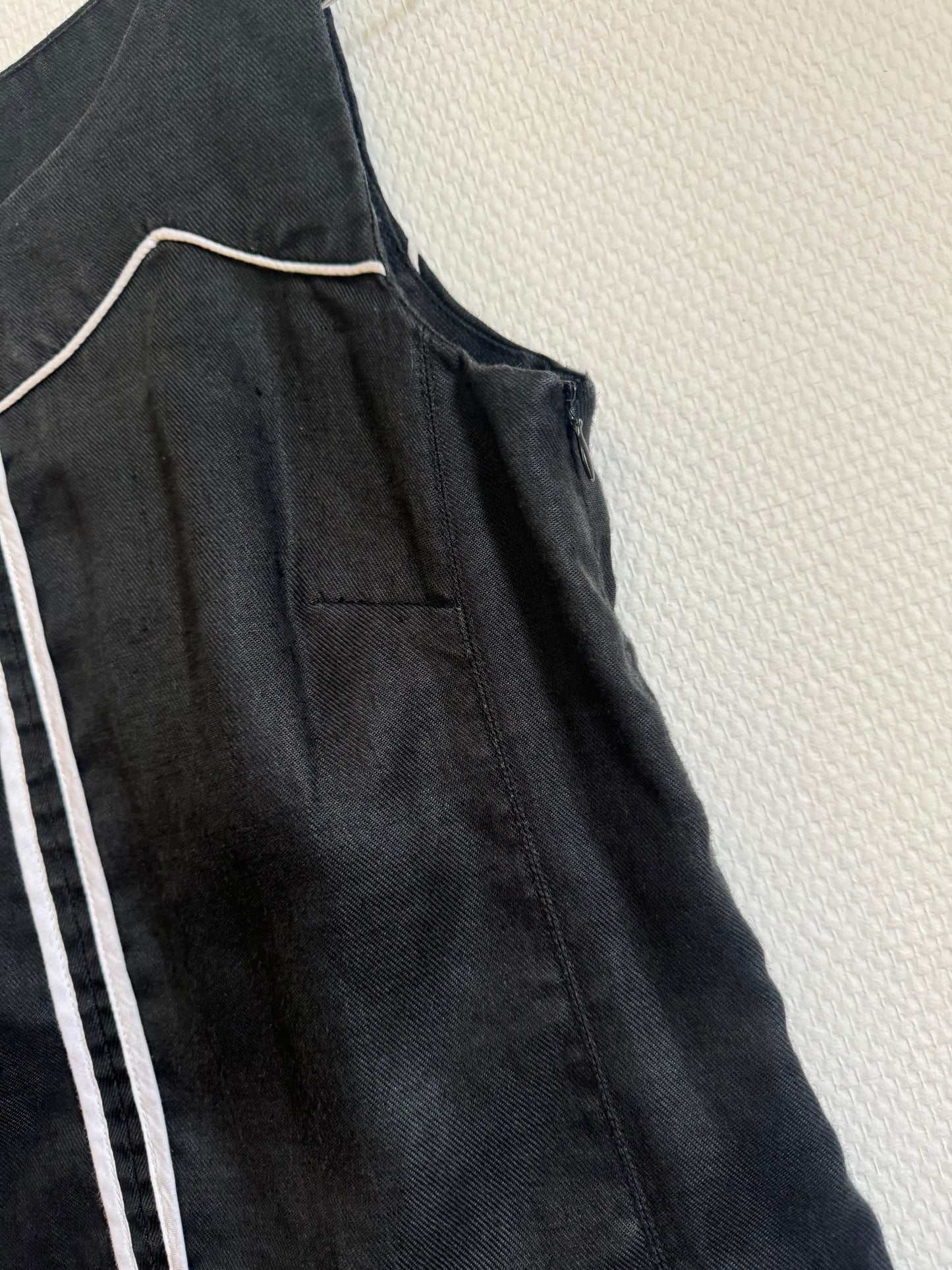 Robe noir