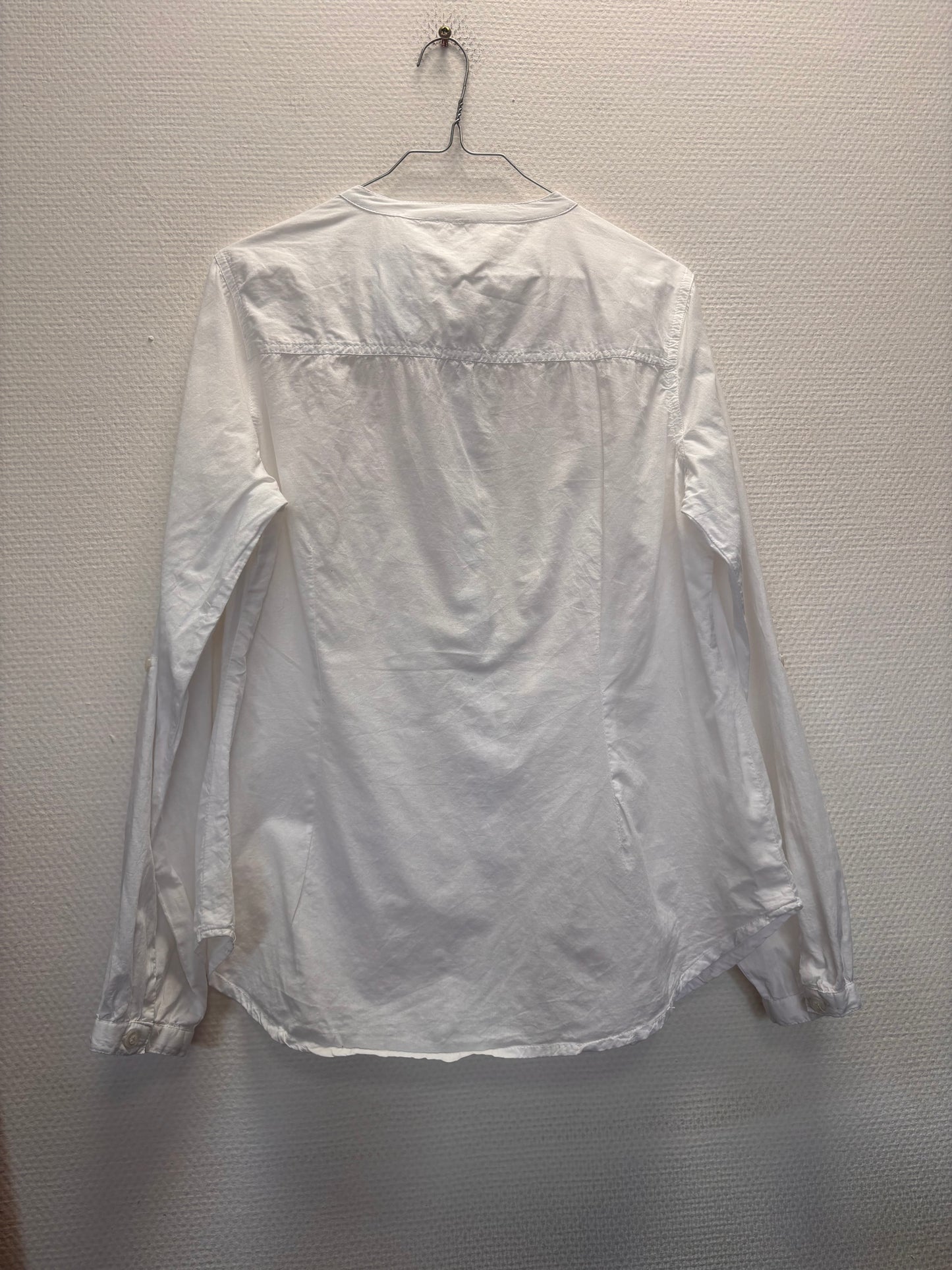 Chemise à dentelle
