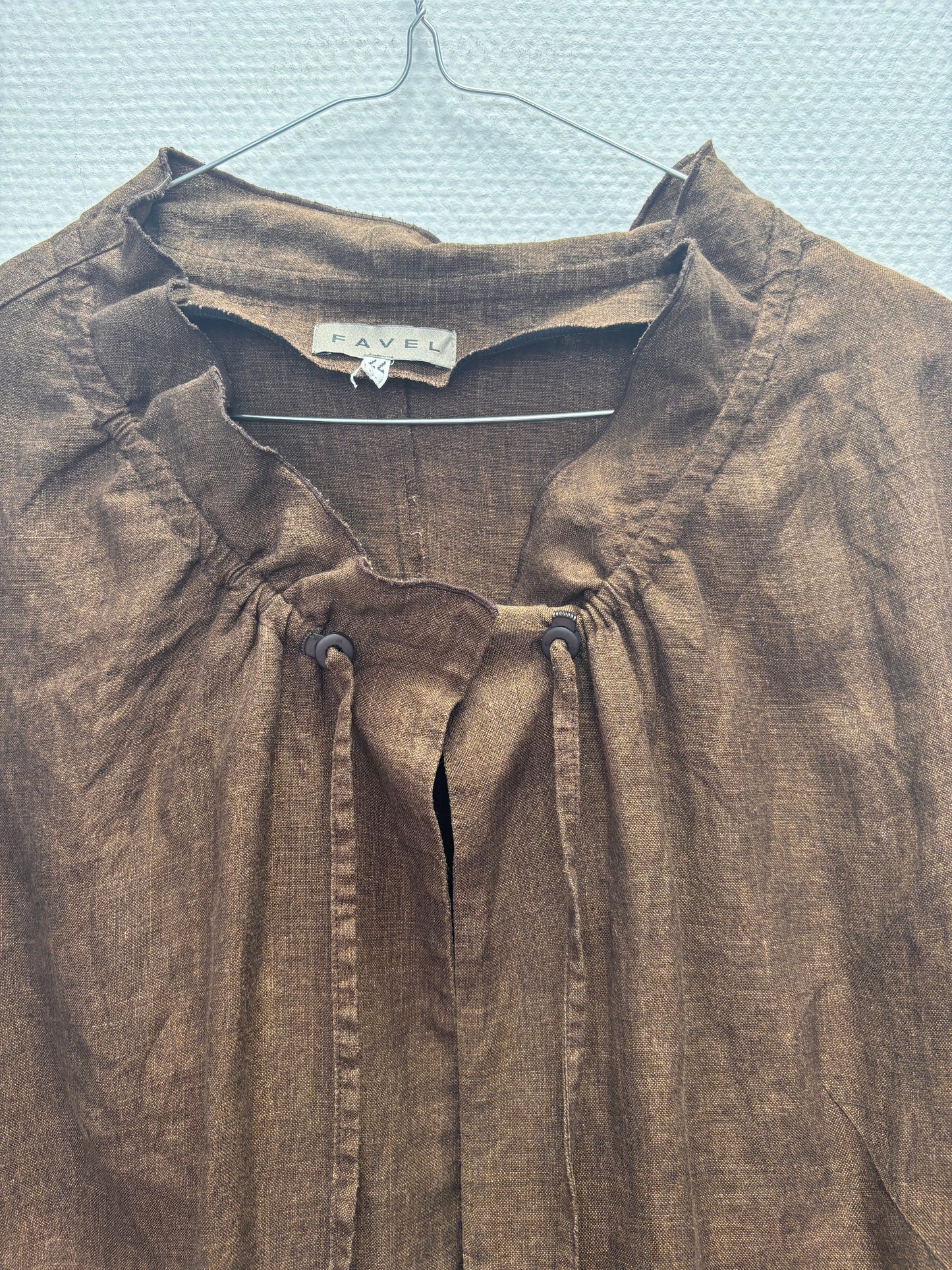 Blouse en lin marron