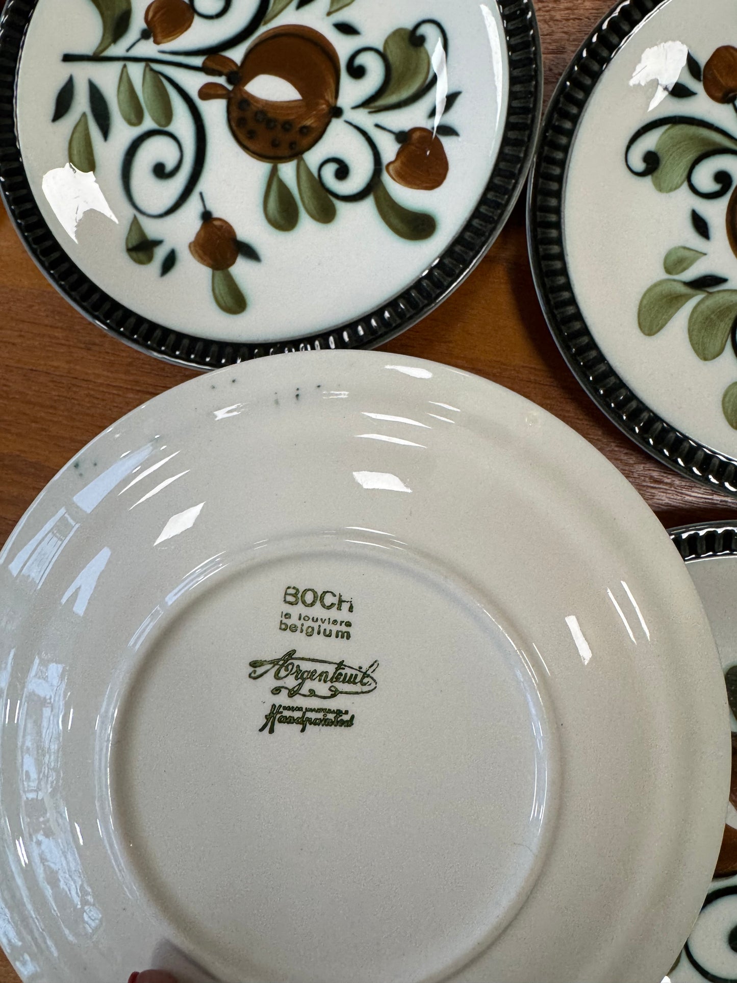 Assiettes à dessert Boch La Louvière