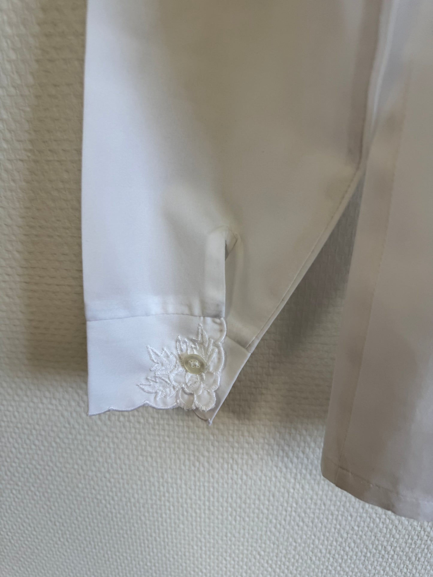 Chemise brodée
