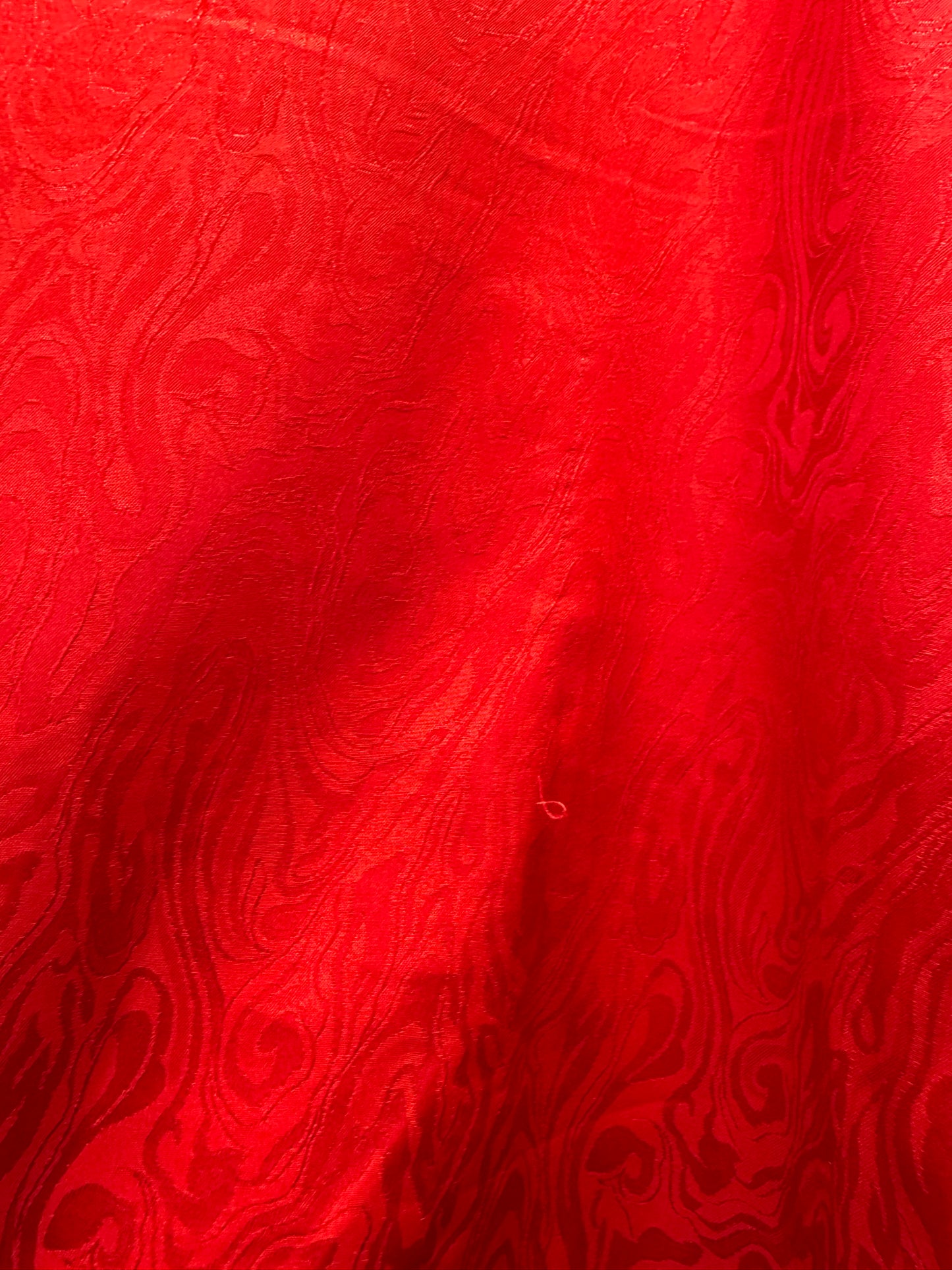 Chemise rouge à motifs