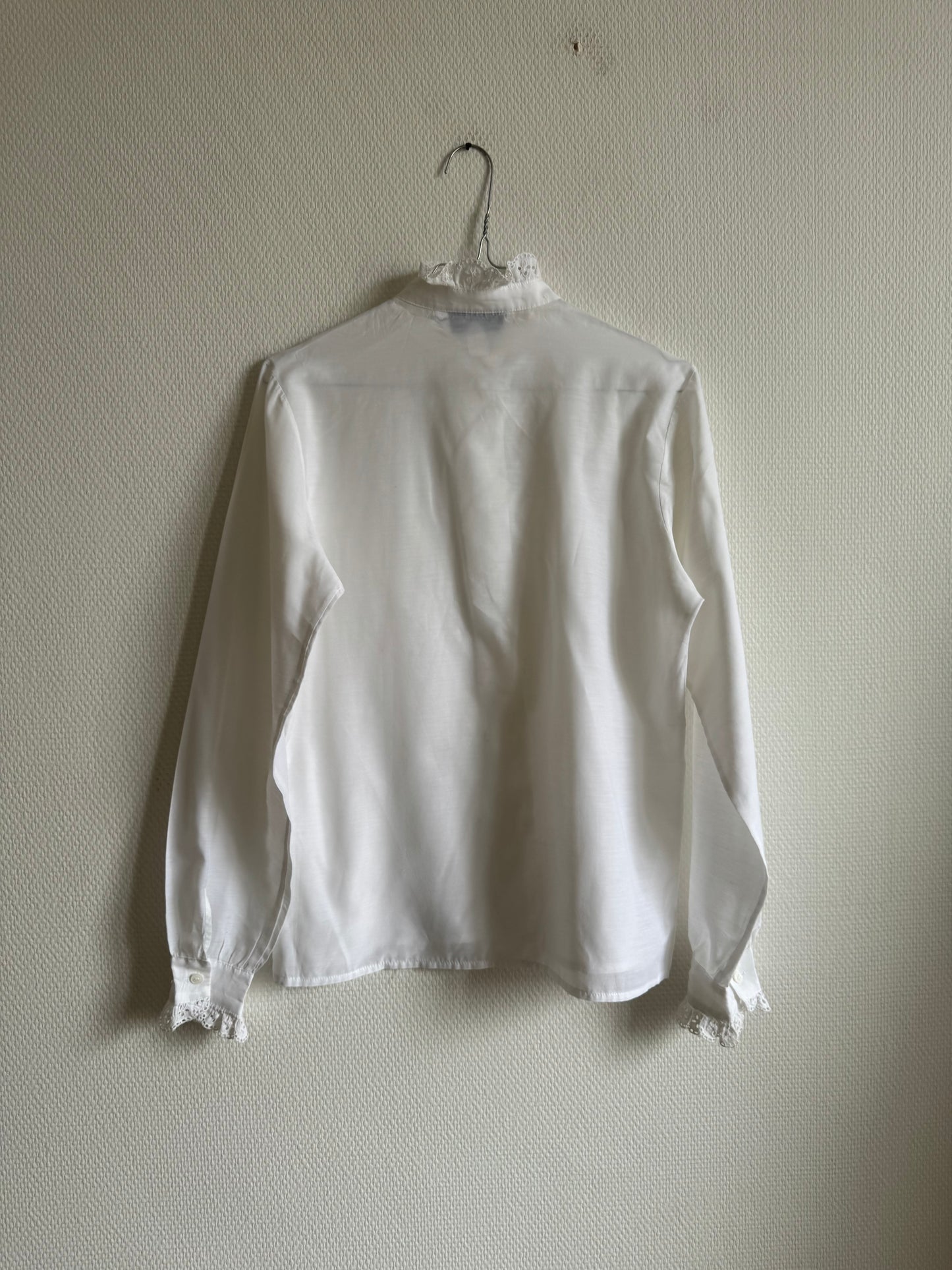 Chemise brodée