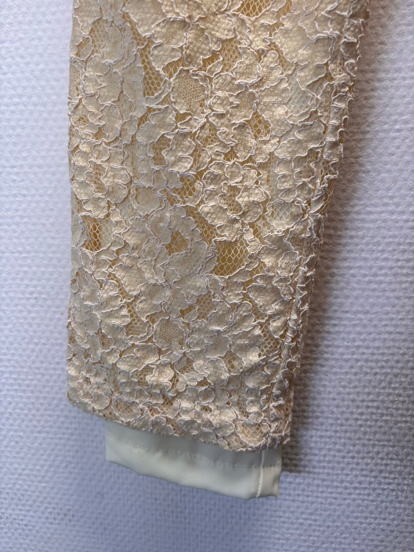 Pantalon en dentelle