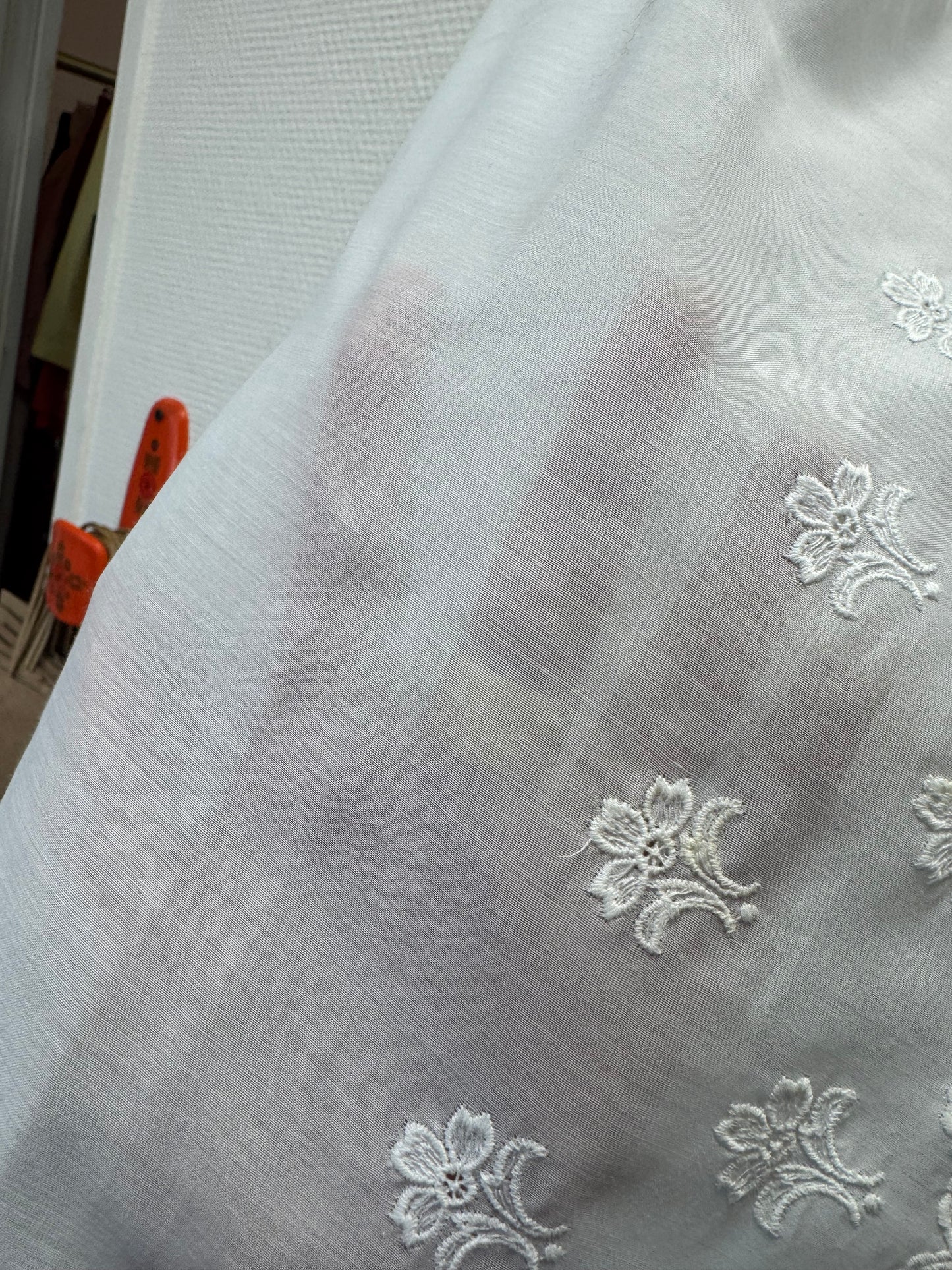 Blouse brodée