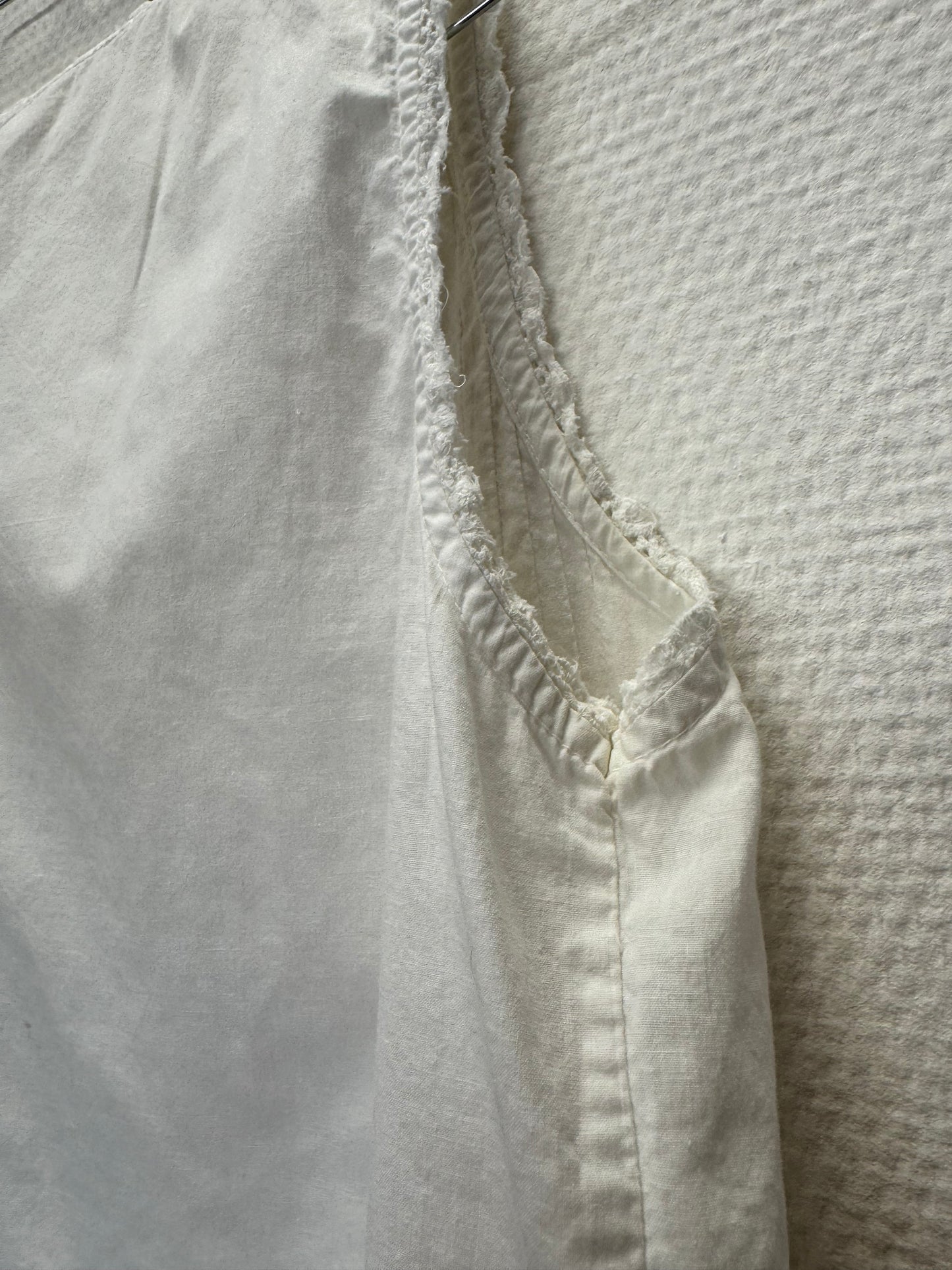 Chemise blanche brodée