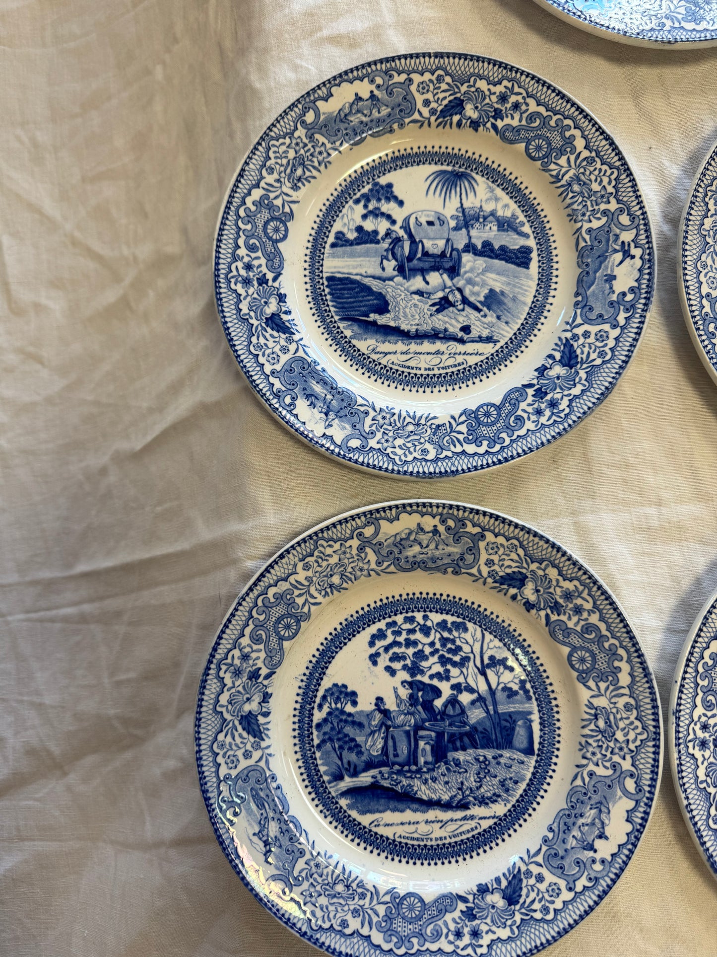 Assiettes à motifs Gien