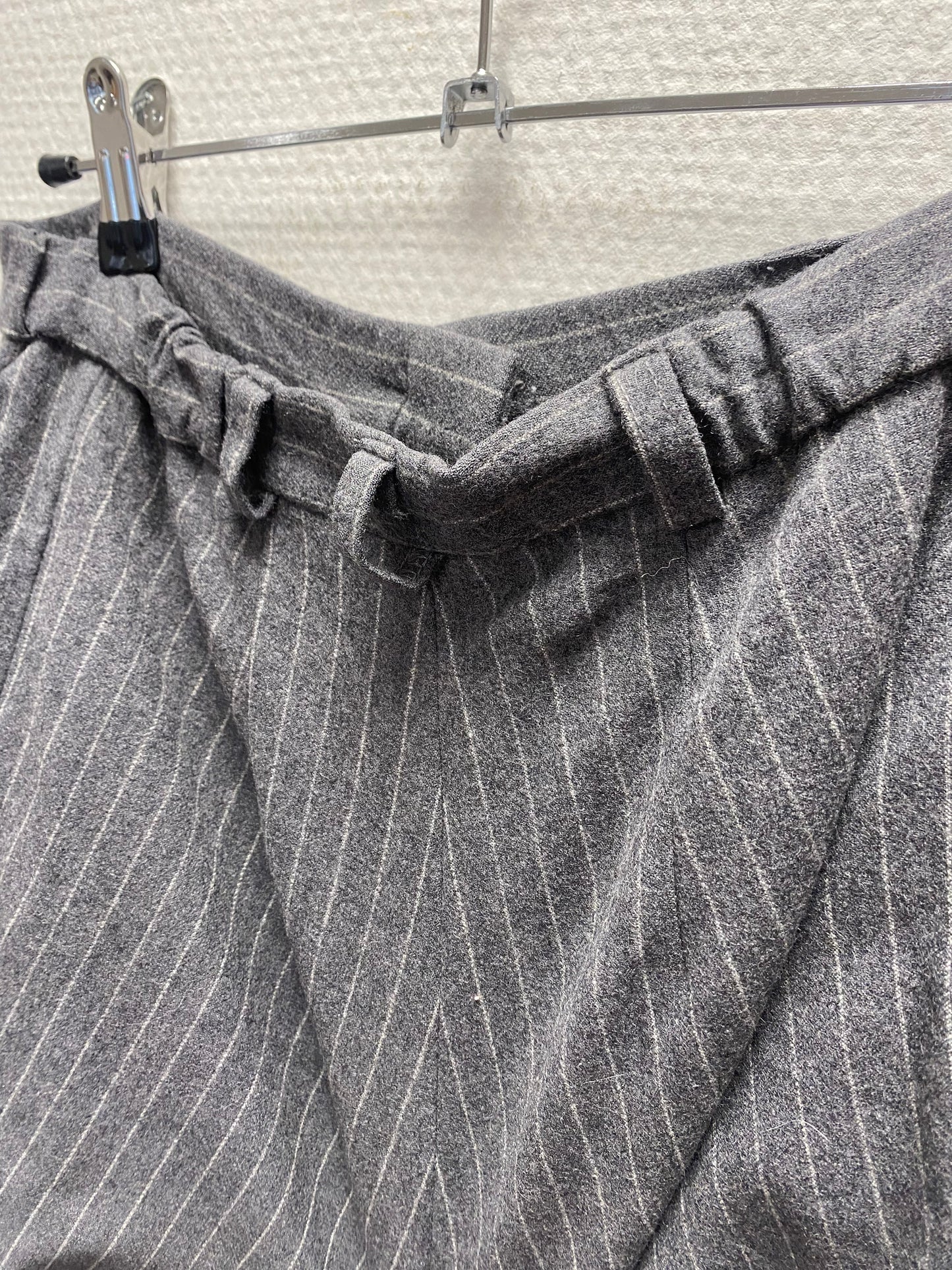 Pantalon à rayures