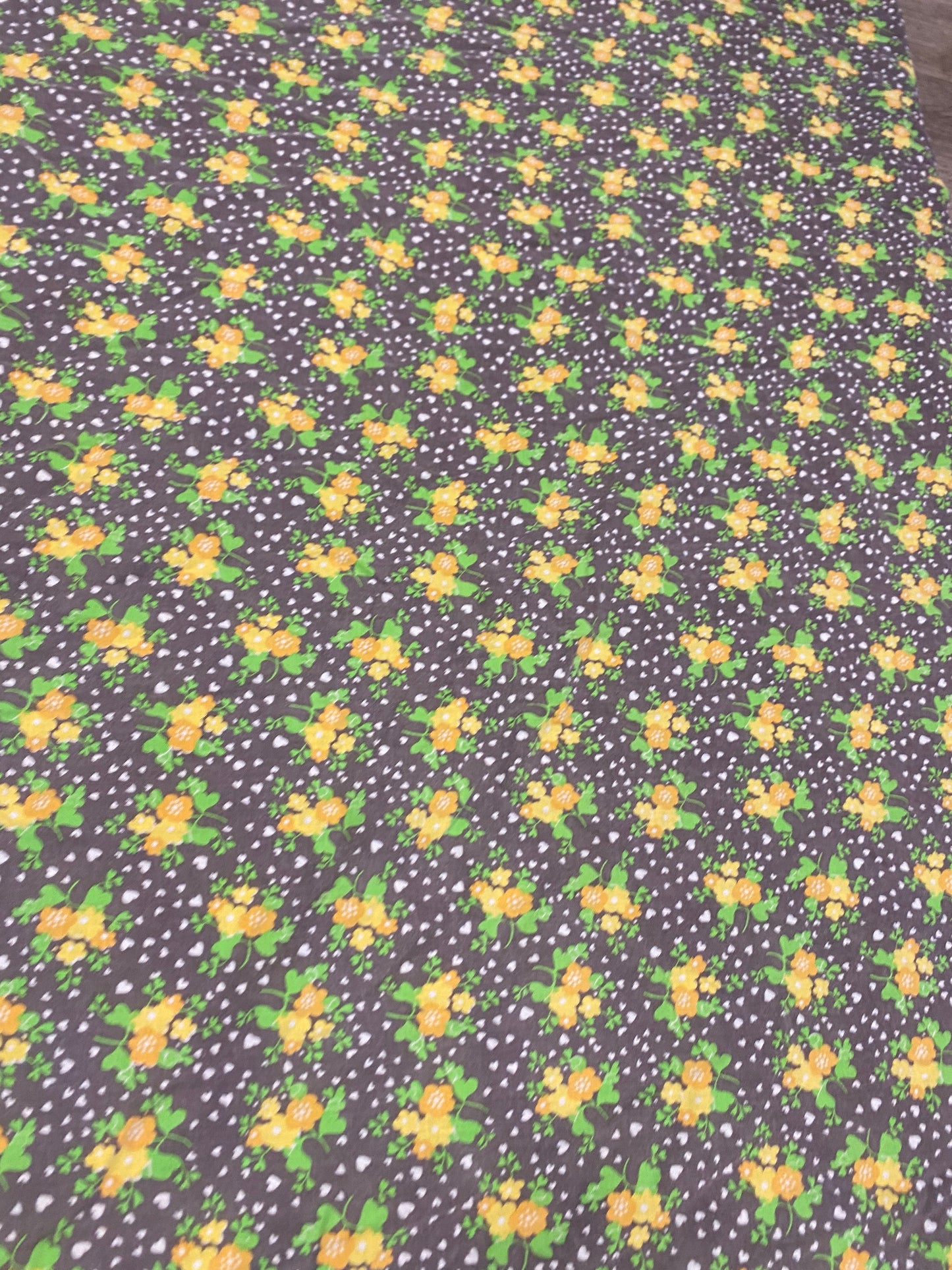 Drap à fleurs 70s