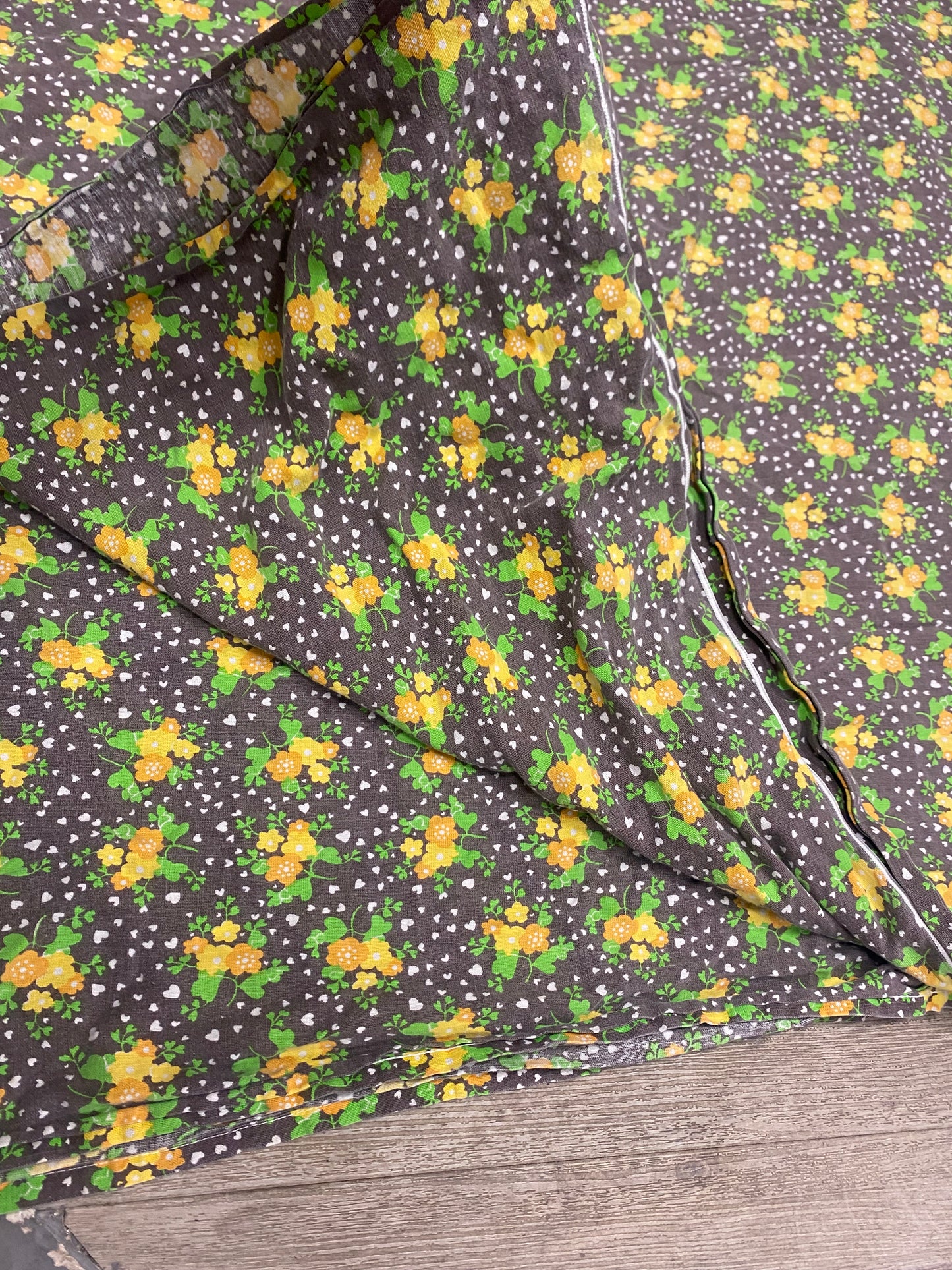 Drap à fleurs 70s