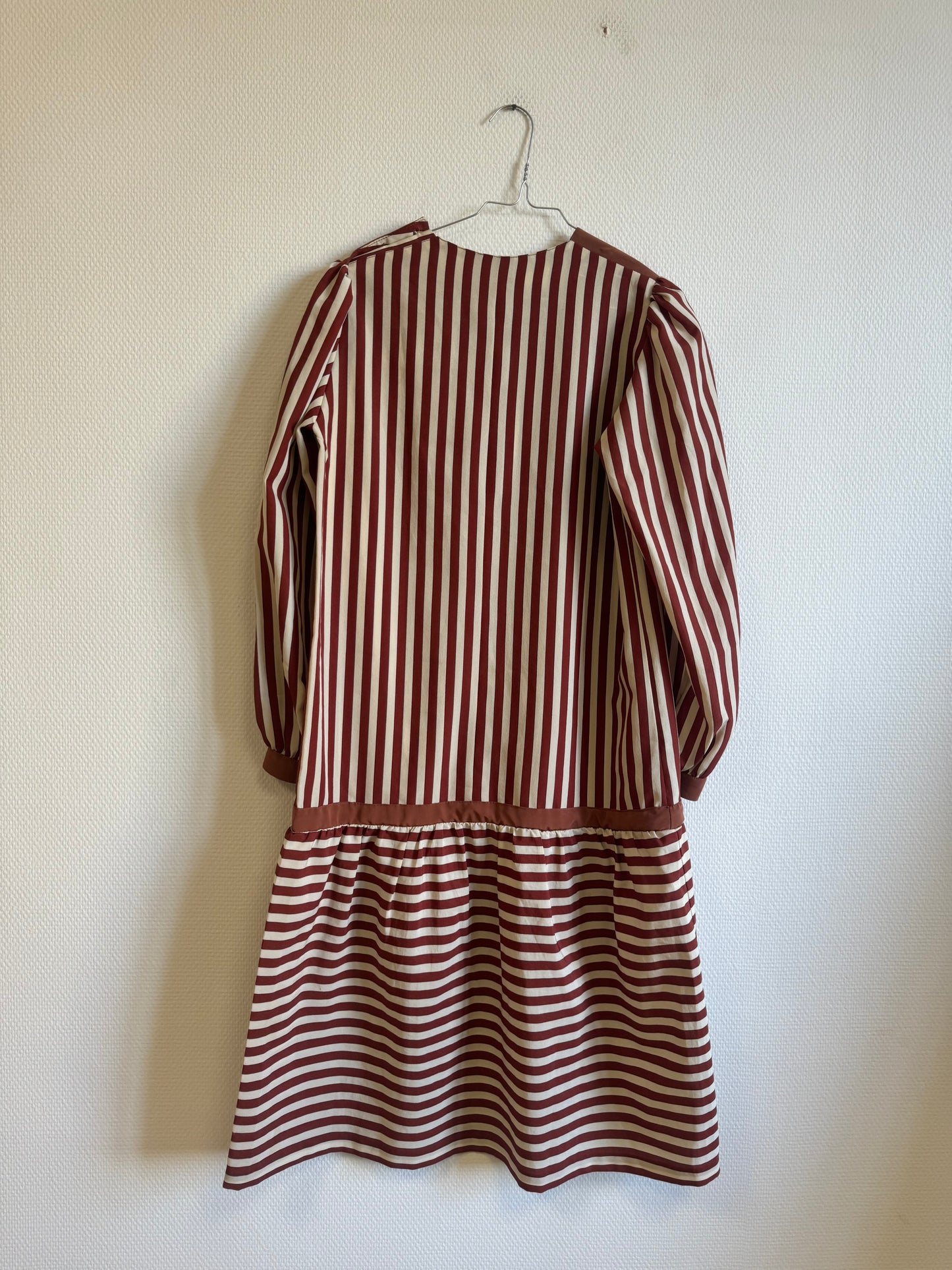 Robe à rayures