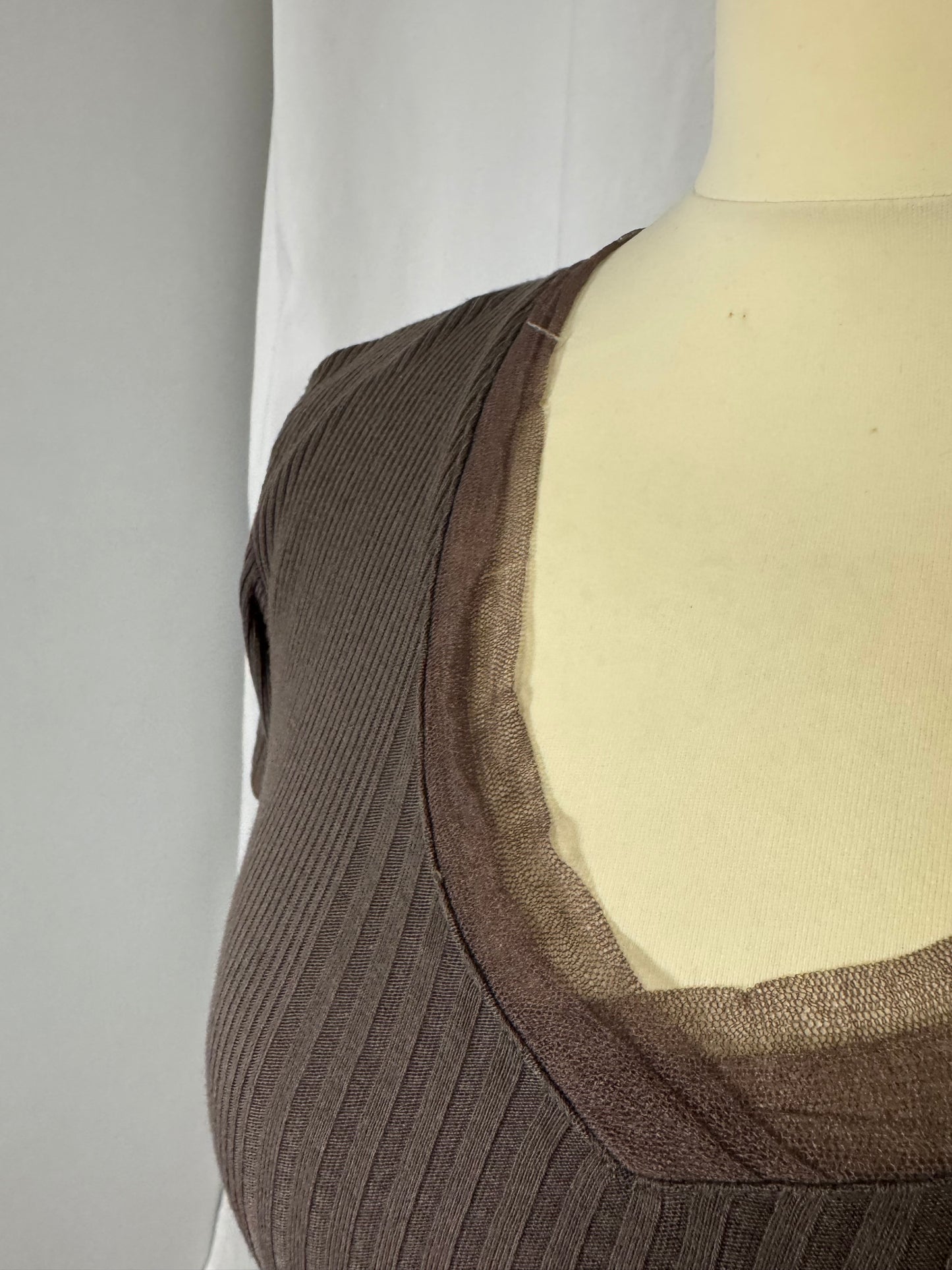 Pull moulant marron
