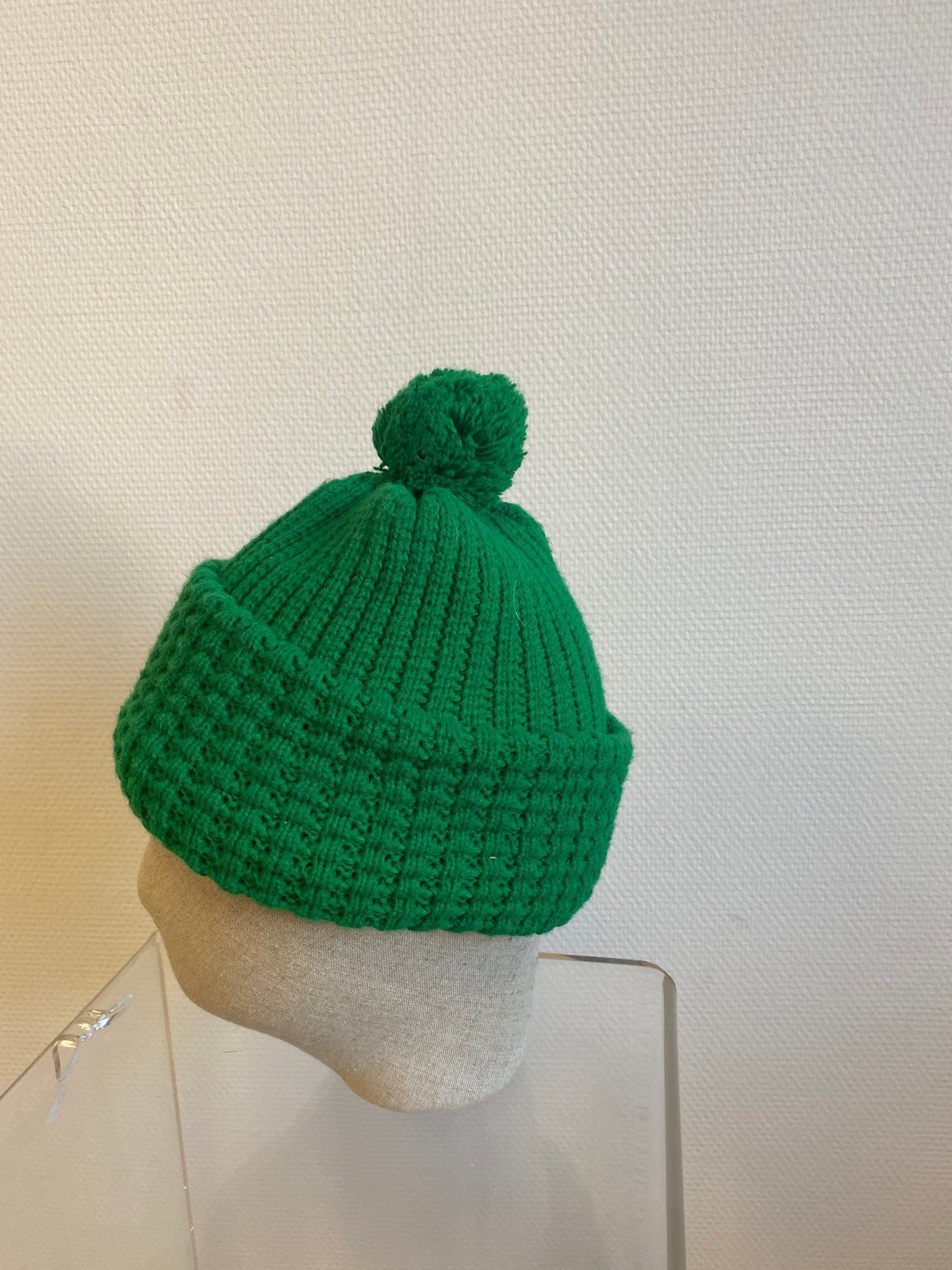Bonnet en maille vert