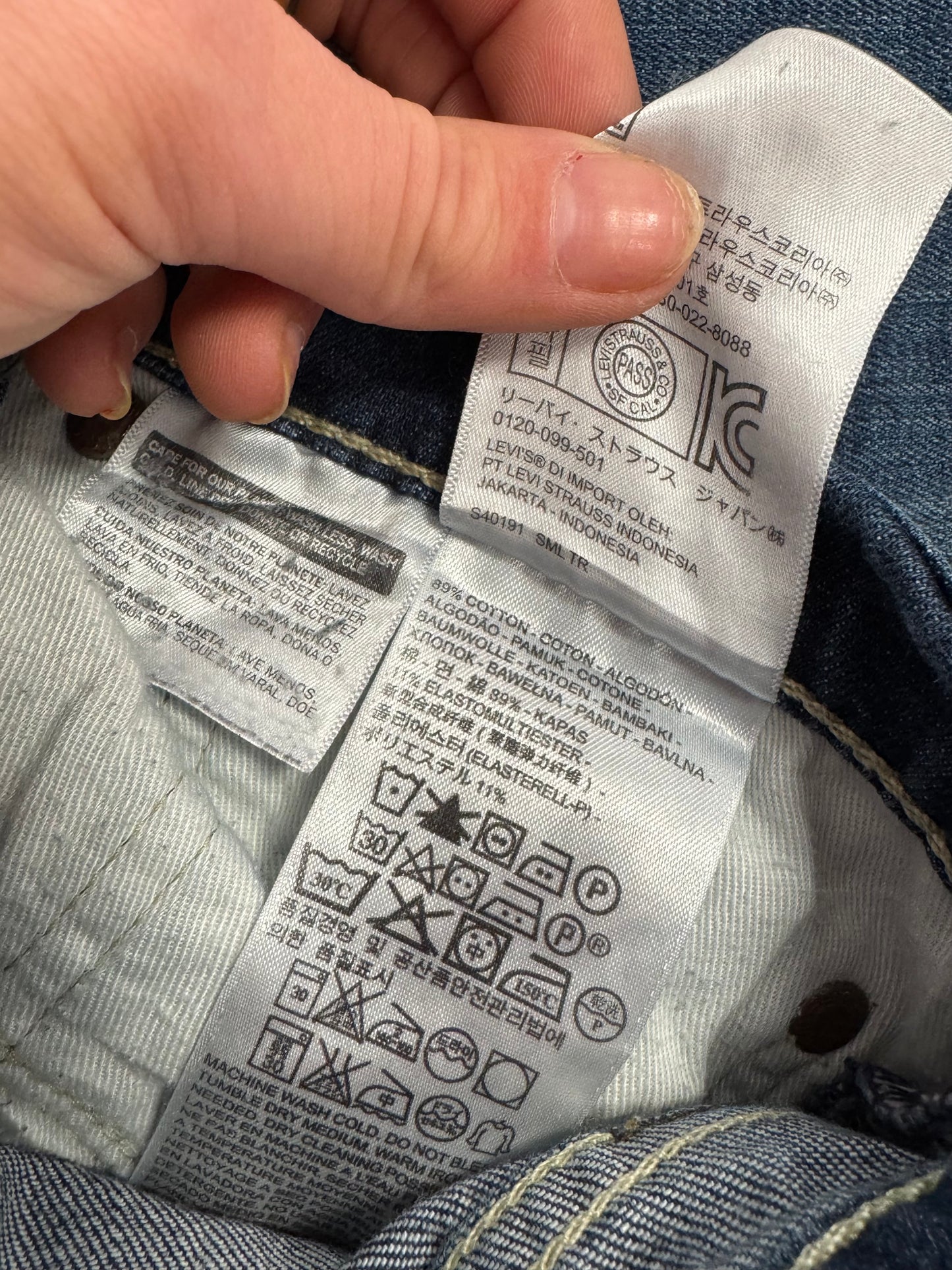 Jean Levis 504 W36 L32