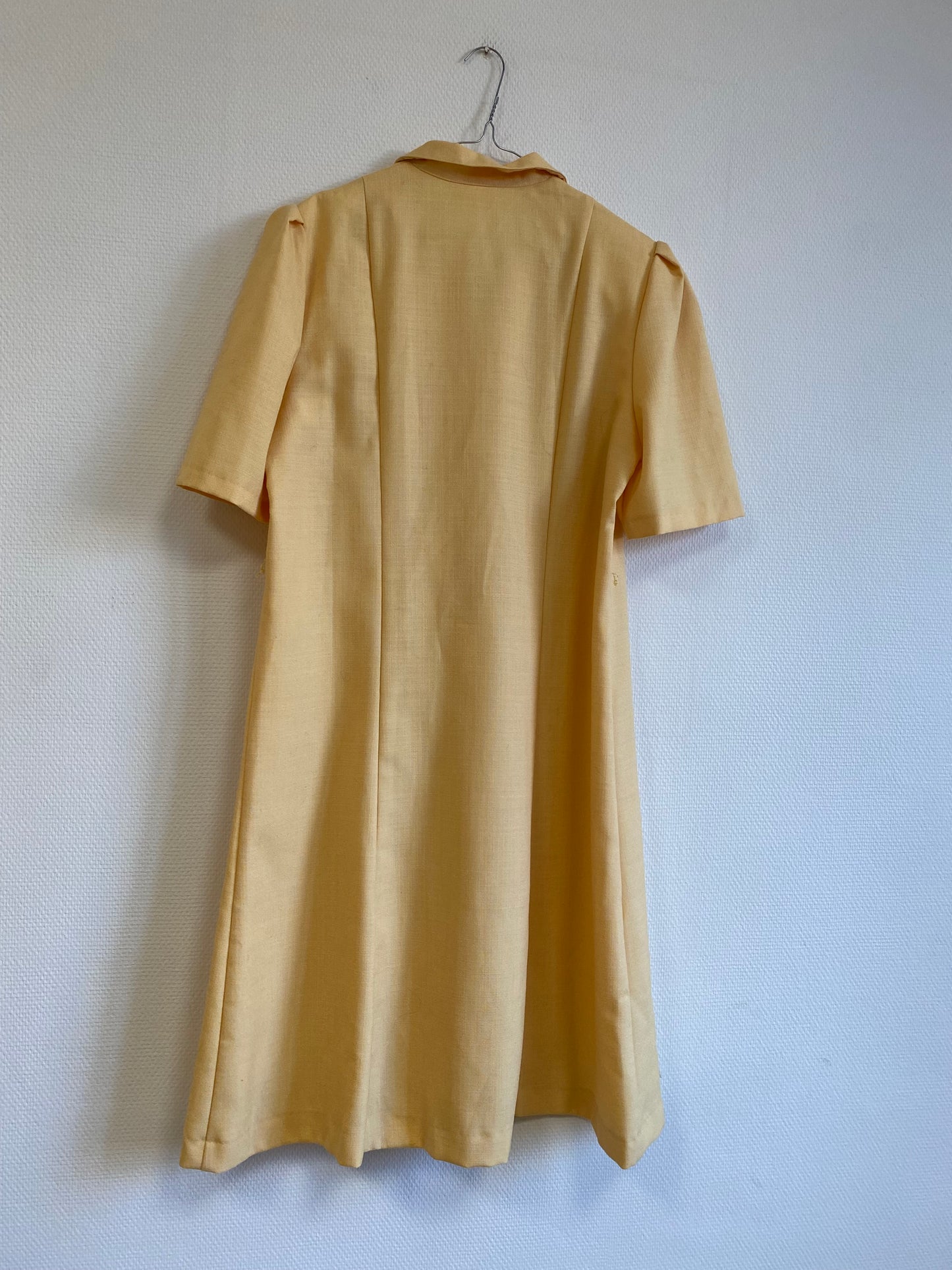 Robe jaune 80s
