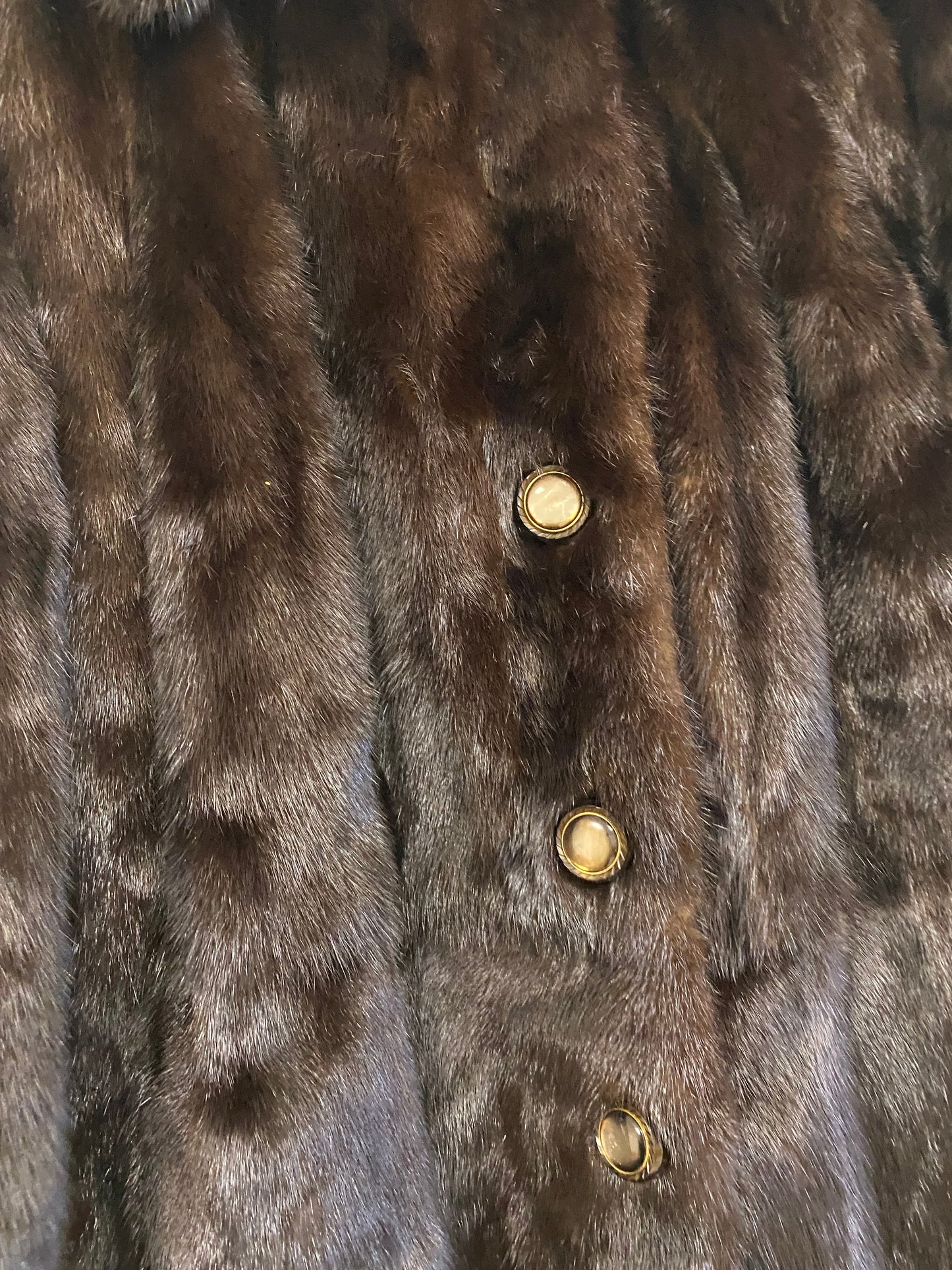 Manteau en fourrure mi long
