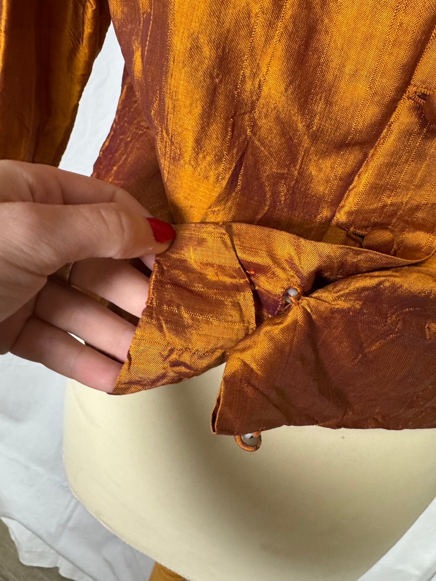 Chemise en soie orange