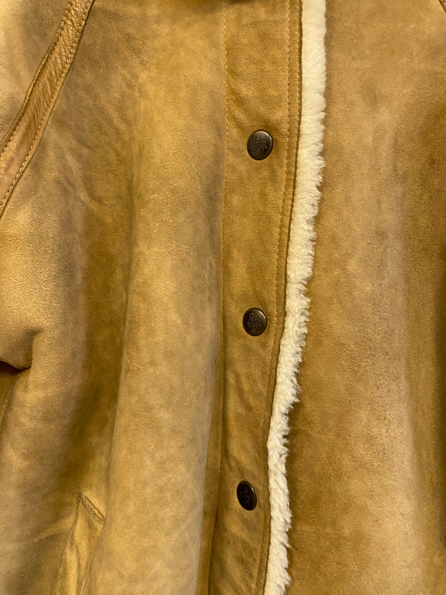 Manteau en peau lainée