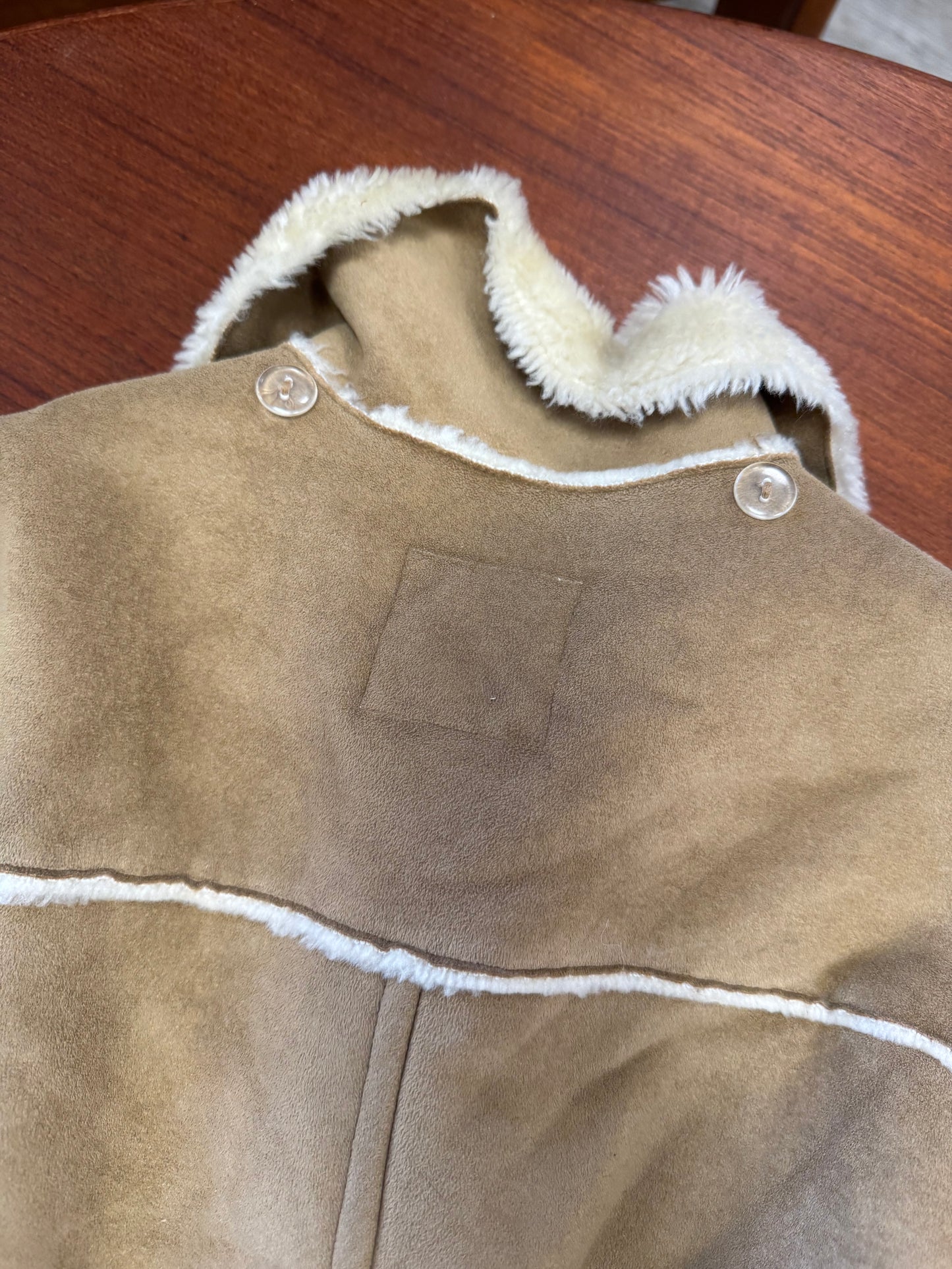 Veste en fausse fourrure