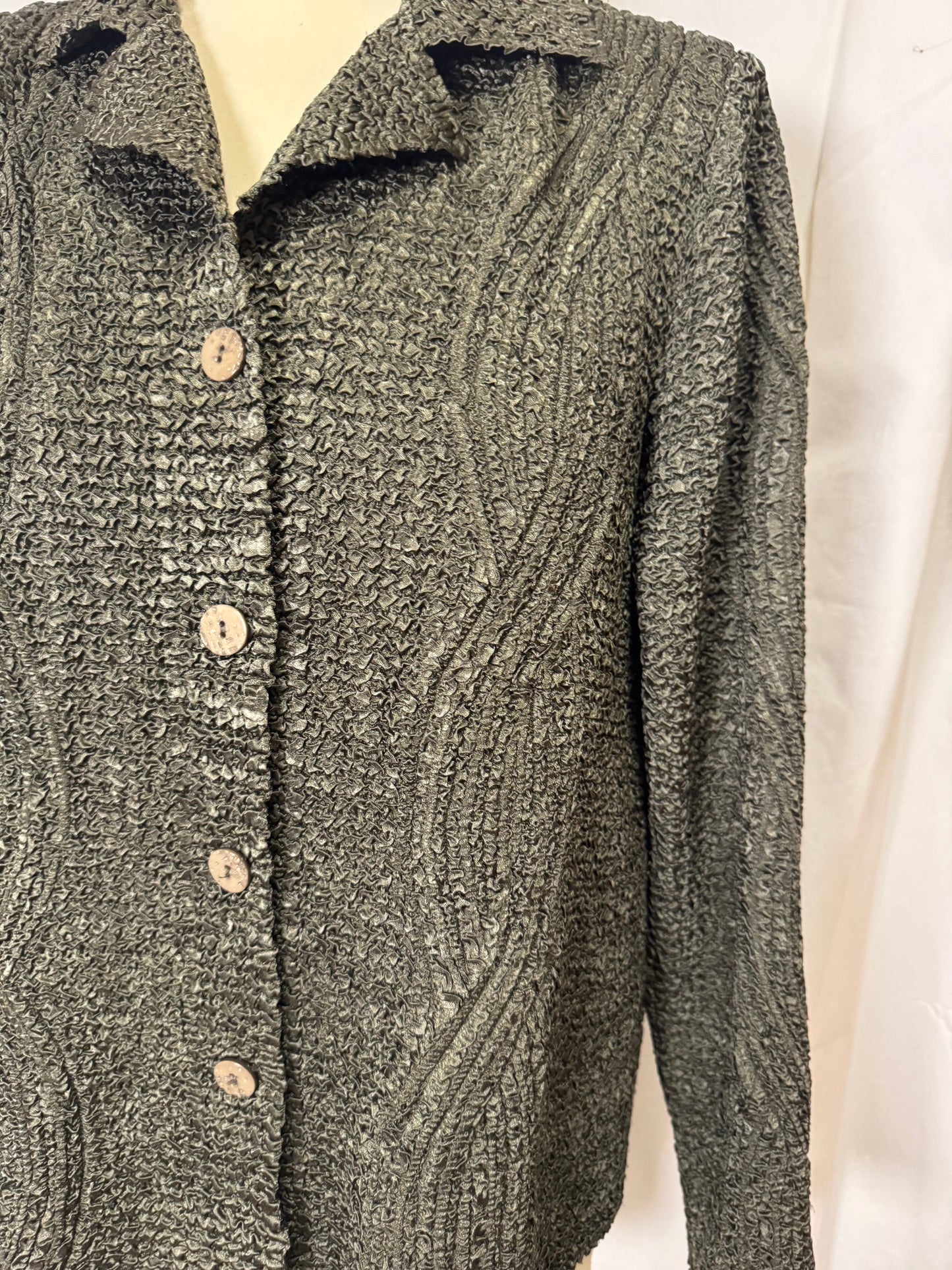 Chemise plissée kaki