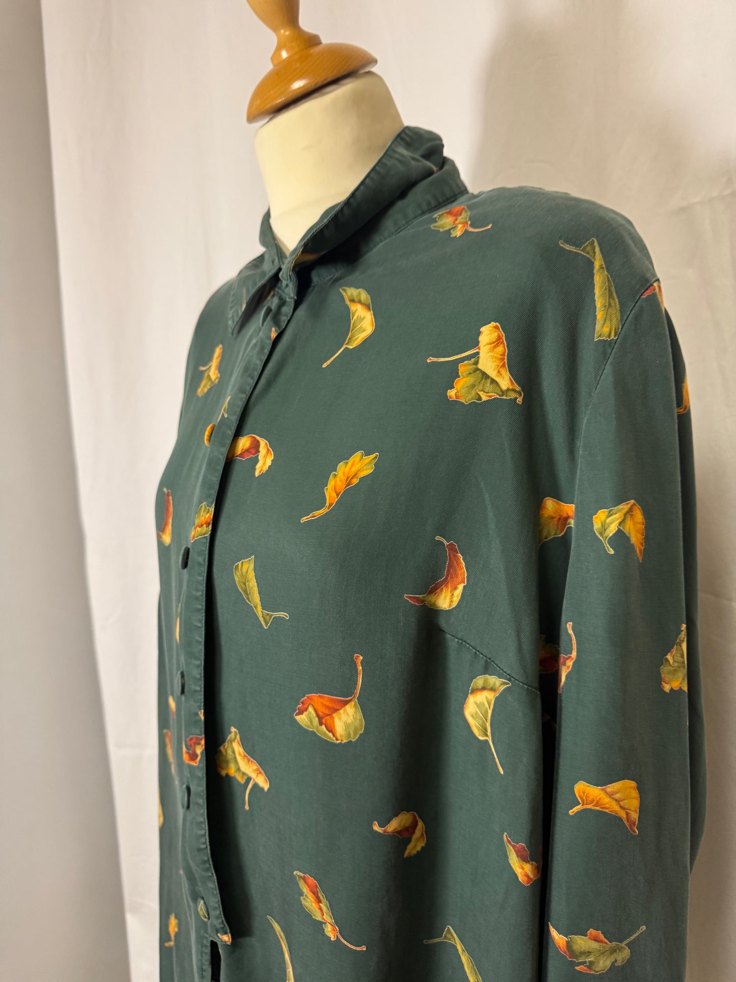 Chemise à feuille