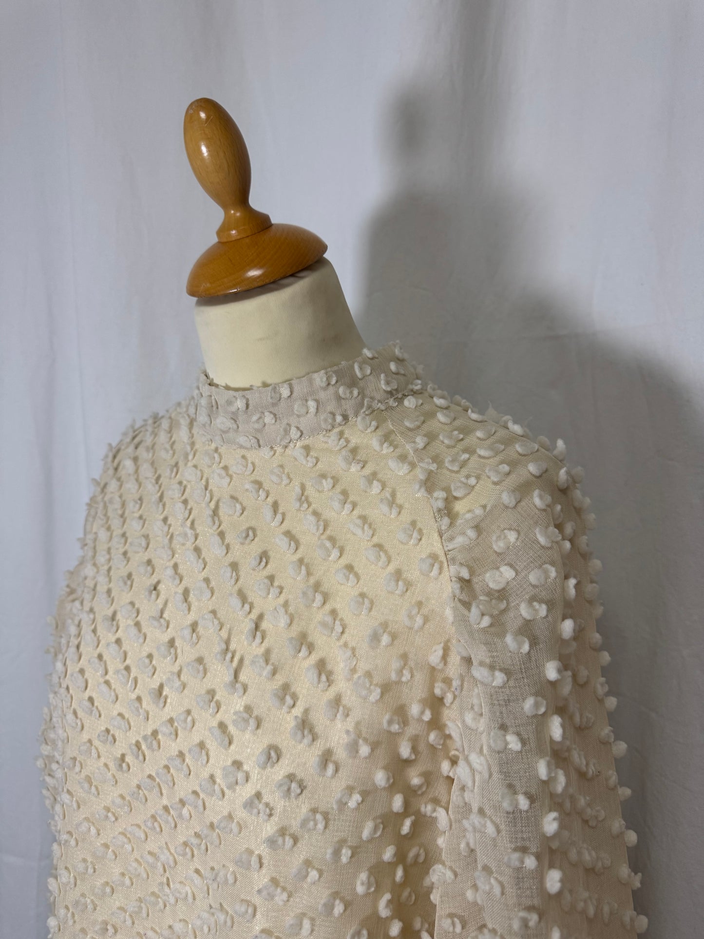 Blouse beige plumetis