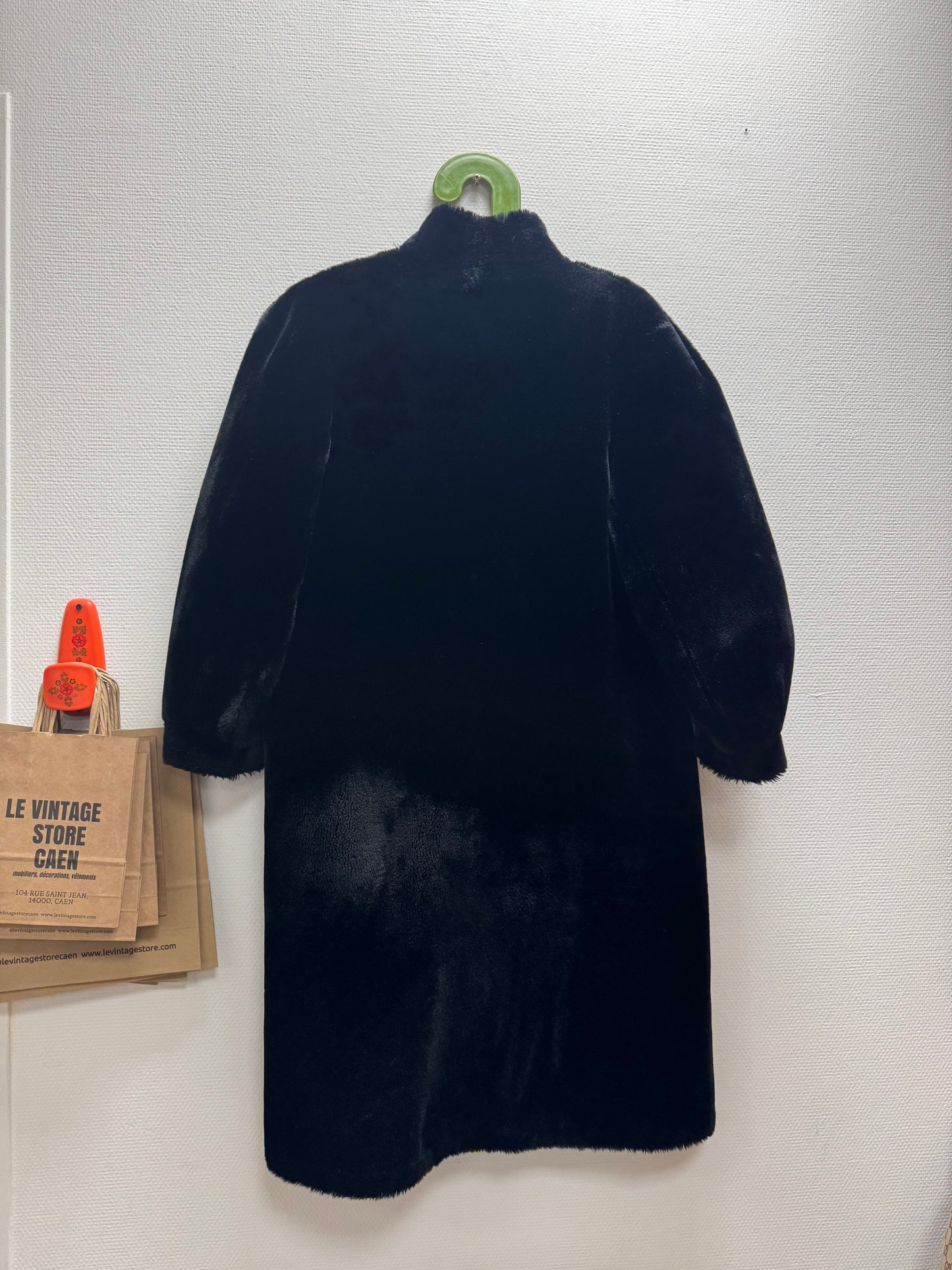 Manteau en fausse fourrure