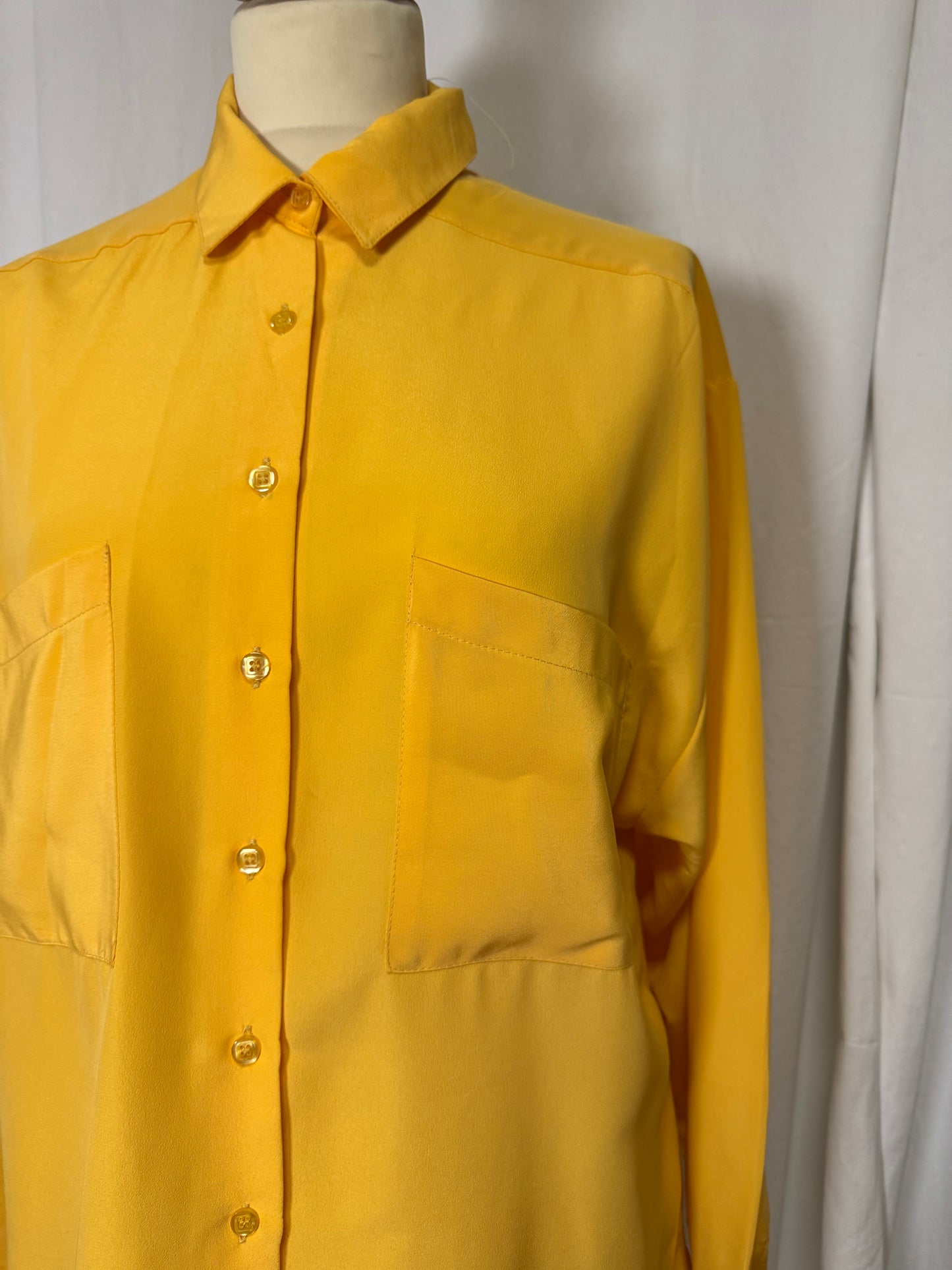 Chemise jaune