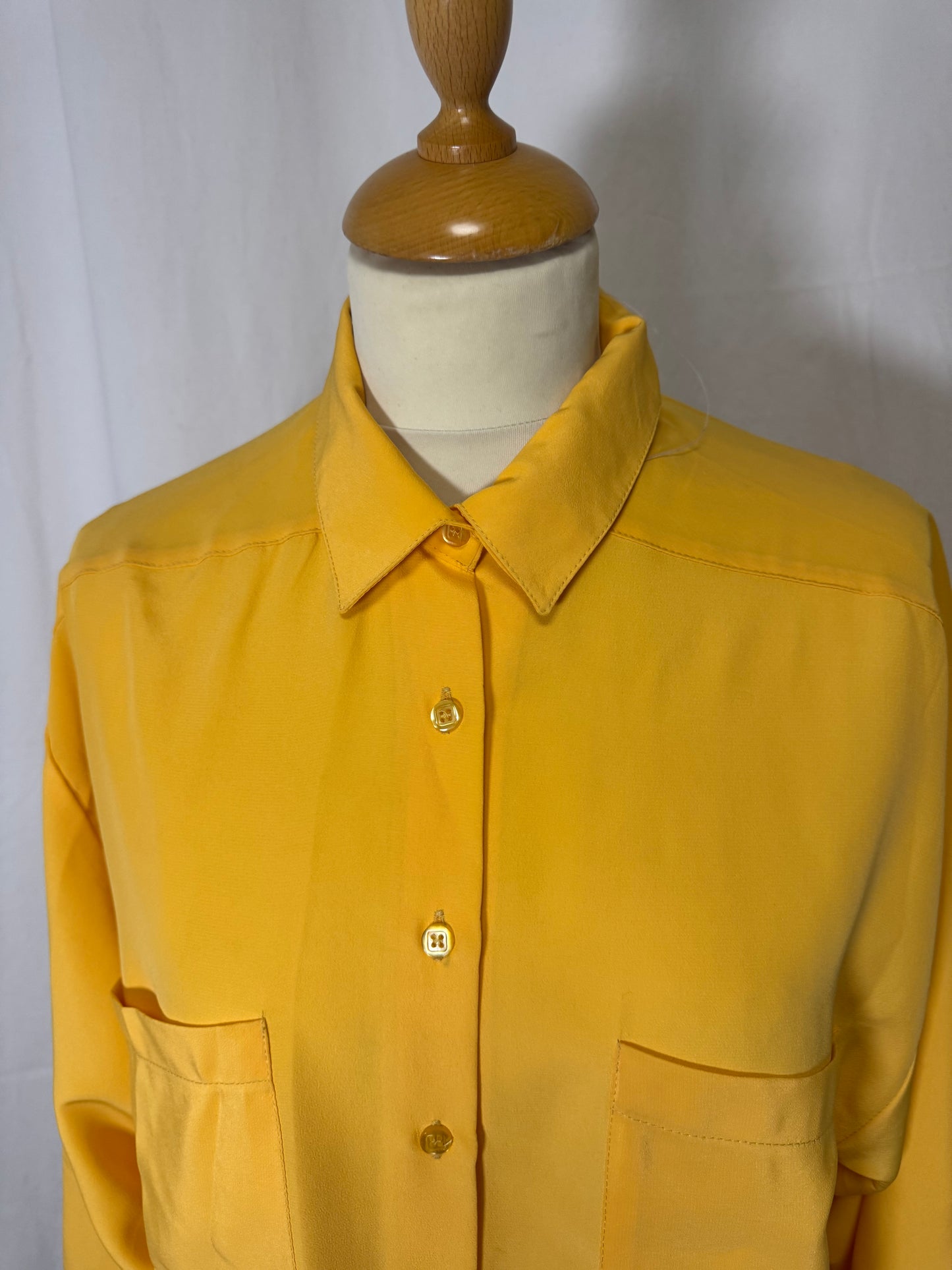 Chemise jaune
