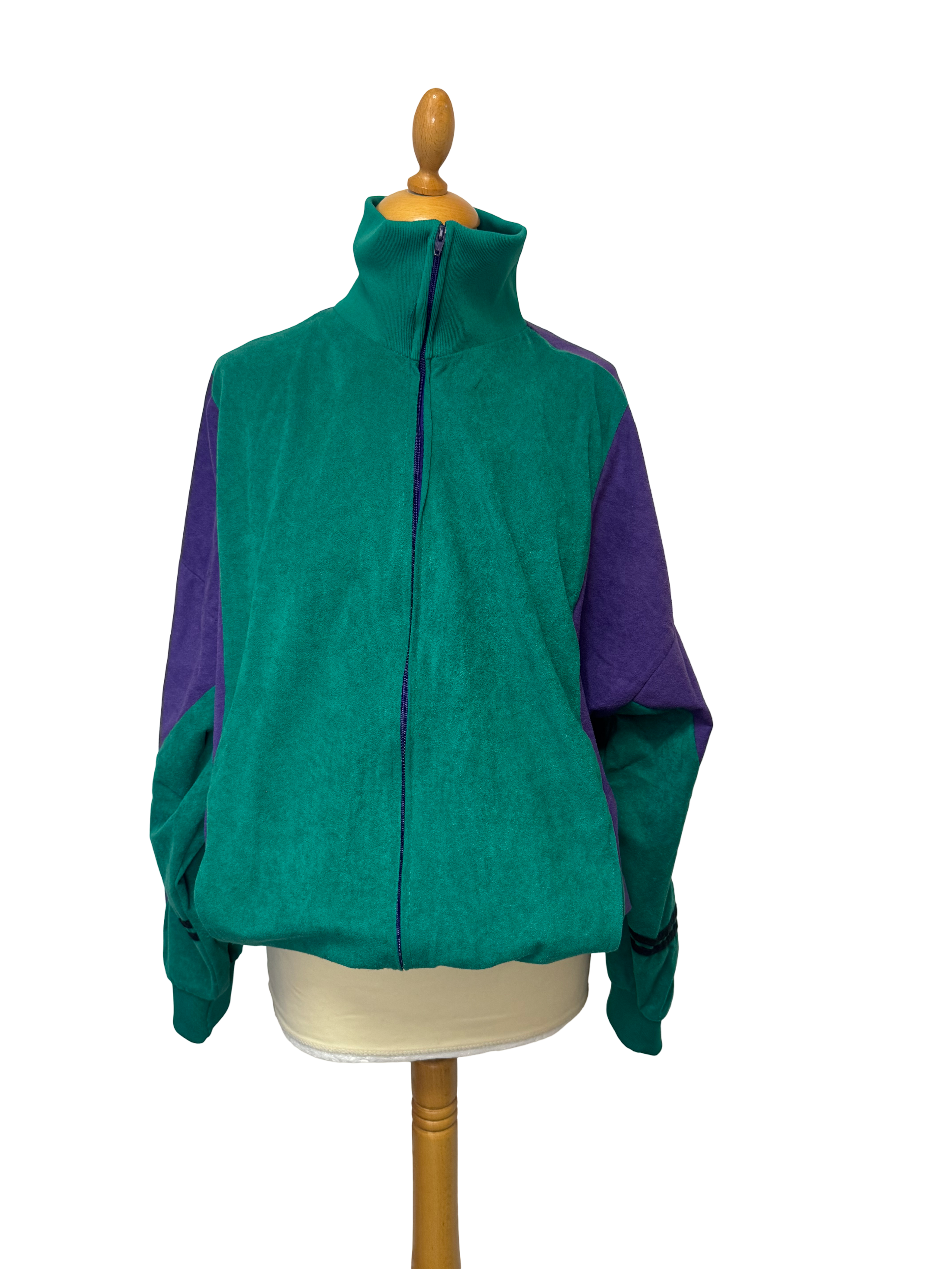 Sweat violet 90s