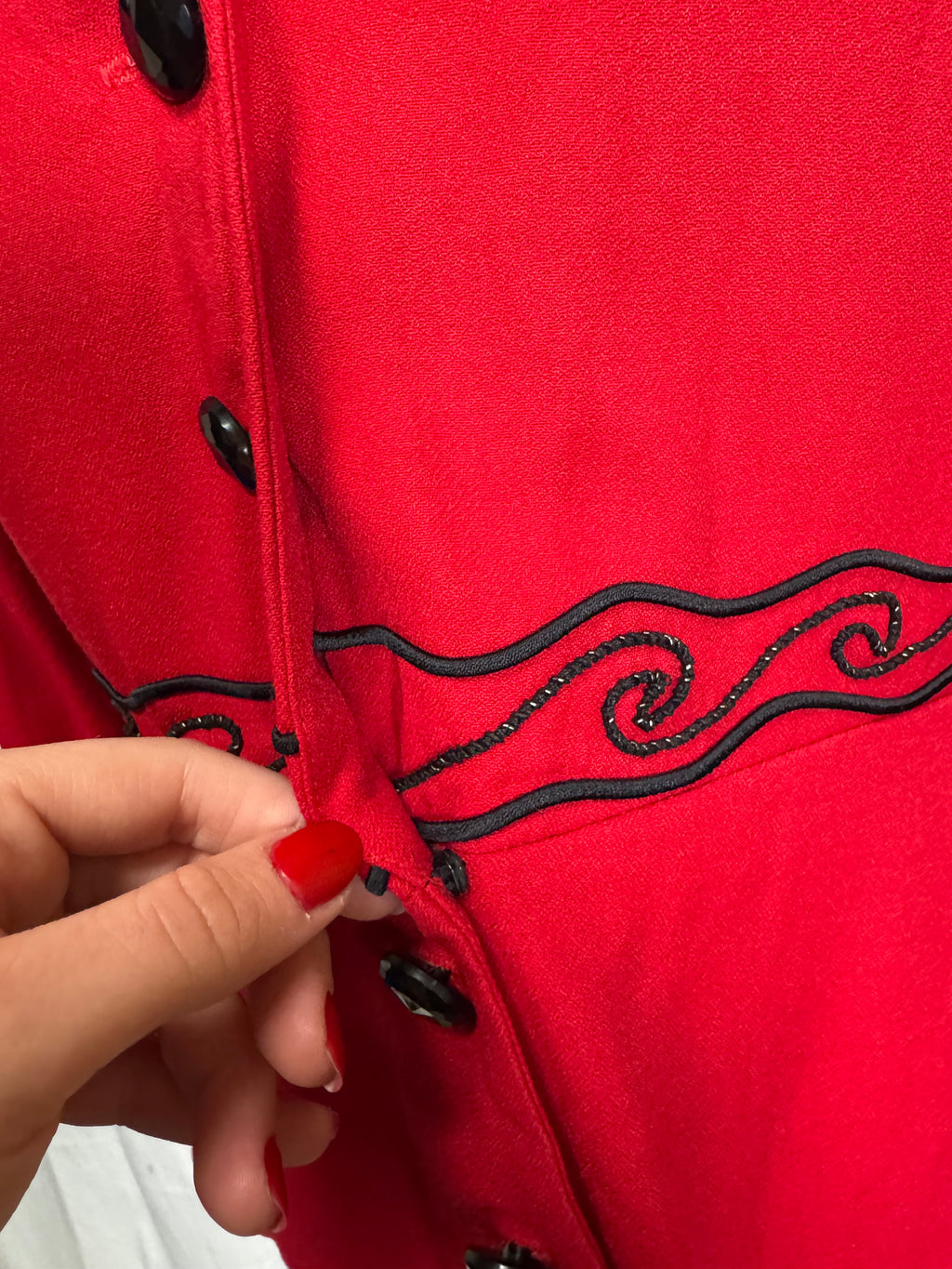 Chemise brodée rouge