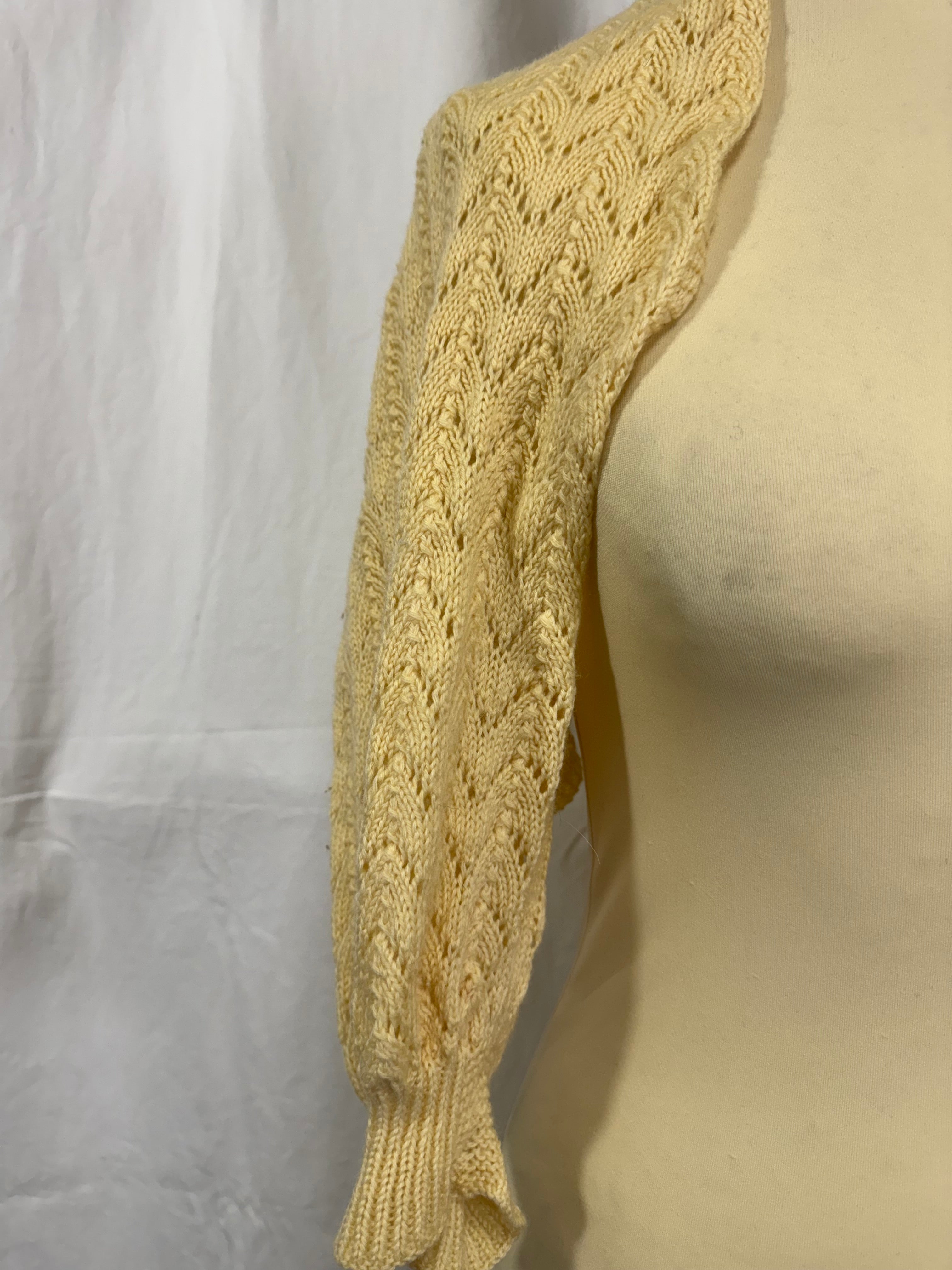 Cardigan ajourée jaune