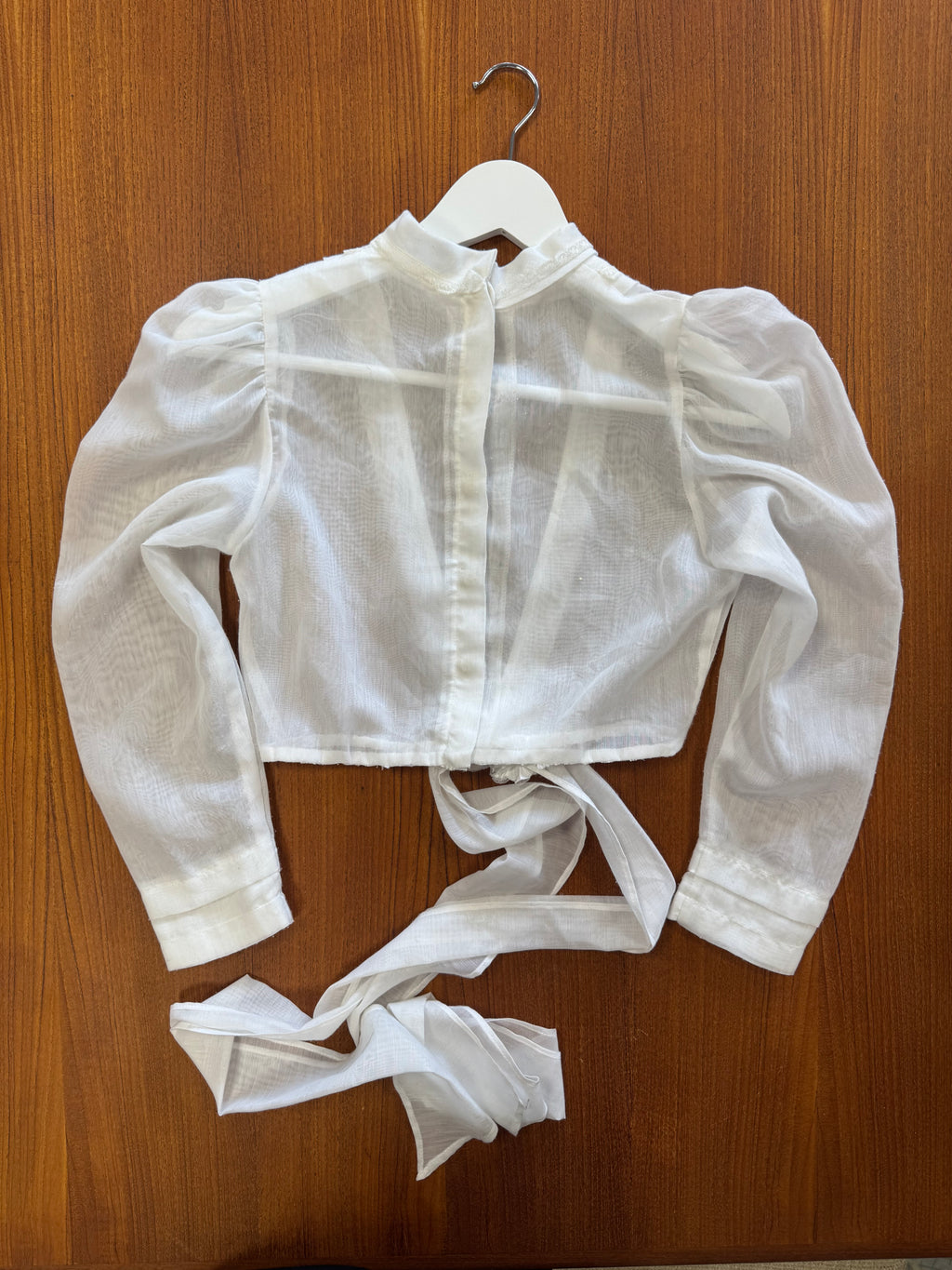 Blouse blanche transparente